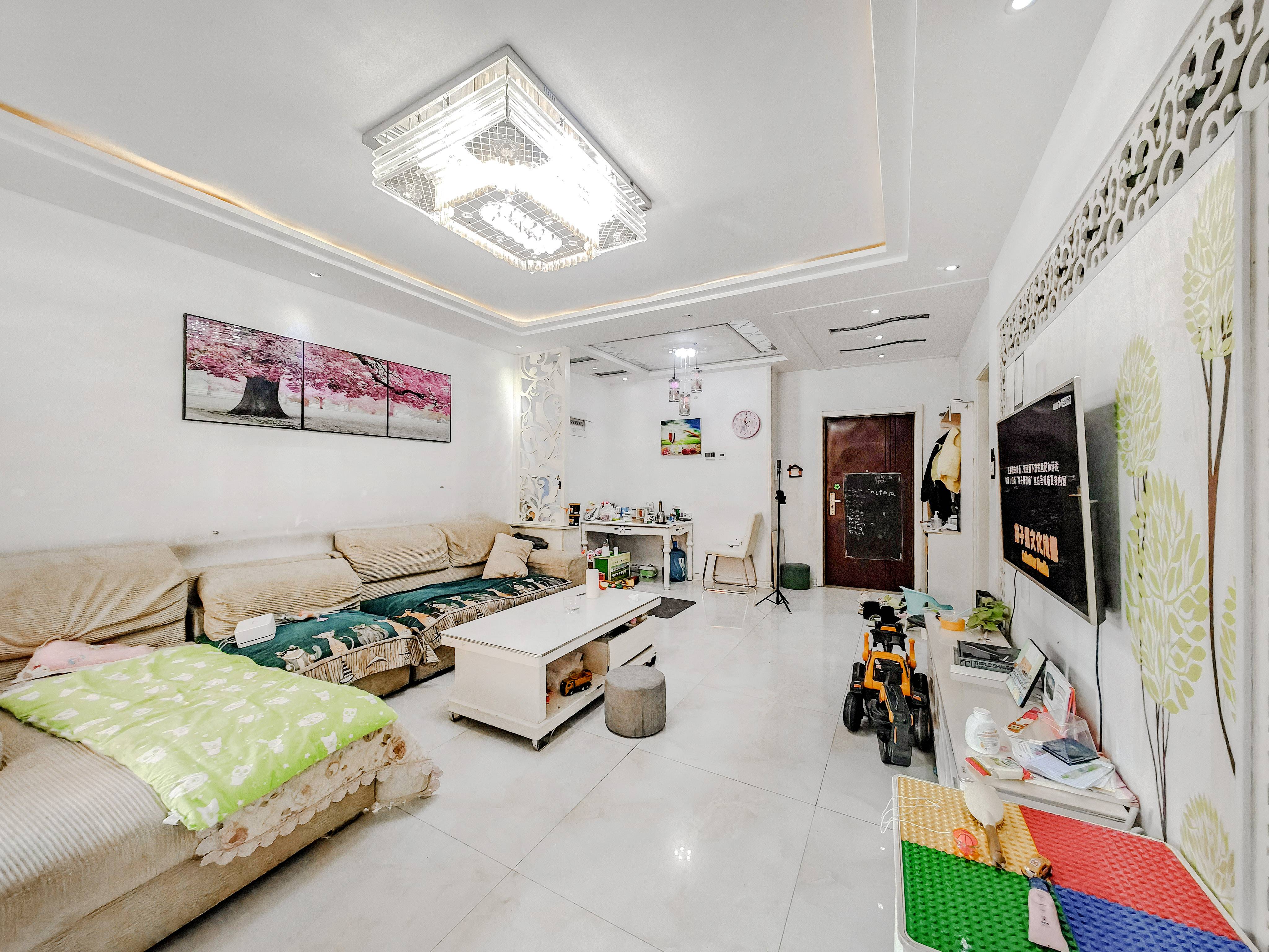 天鸿万象新天理想郡