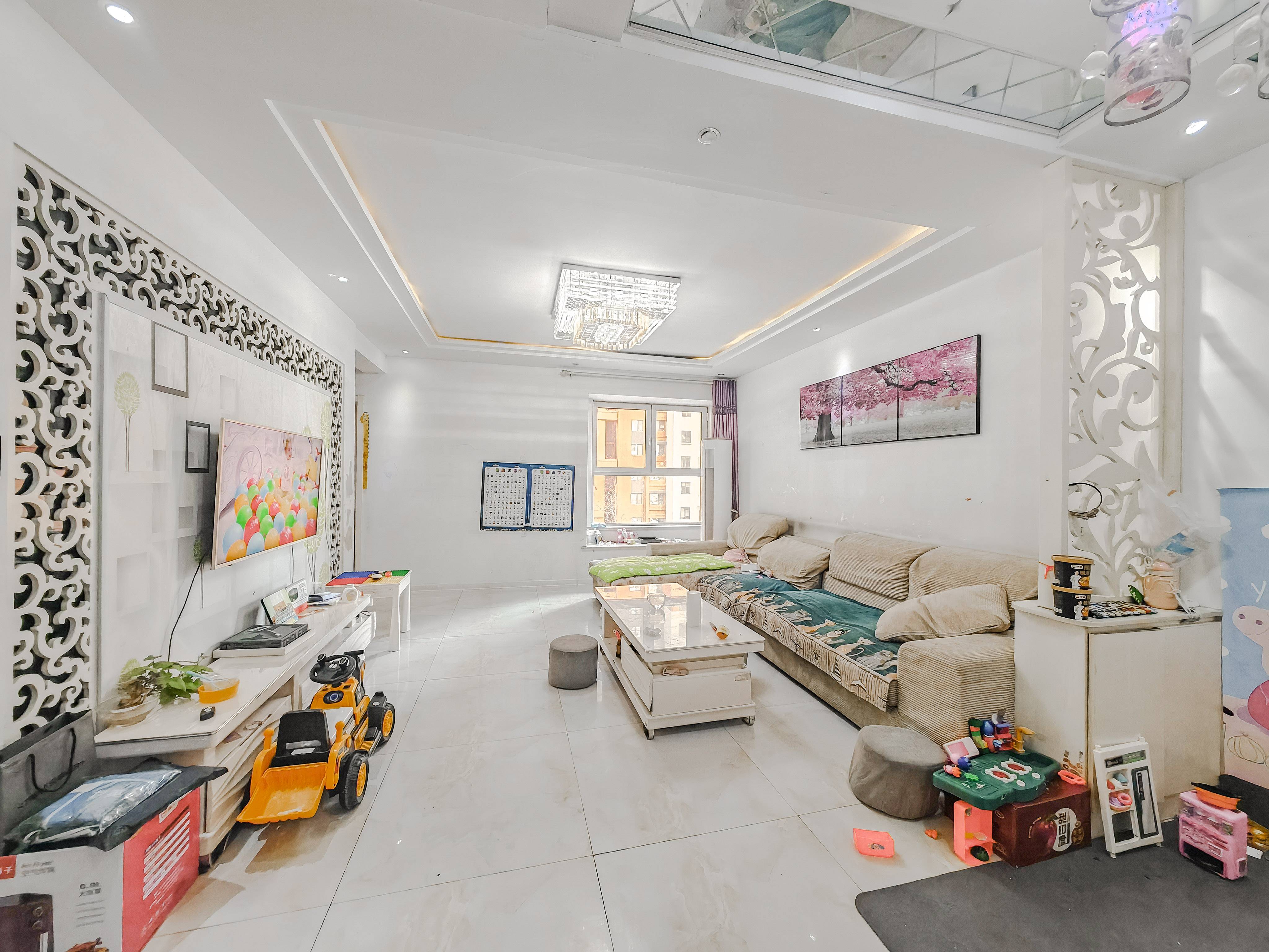 天鸿万象新天理想郡