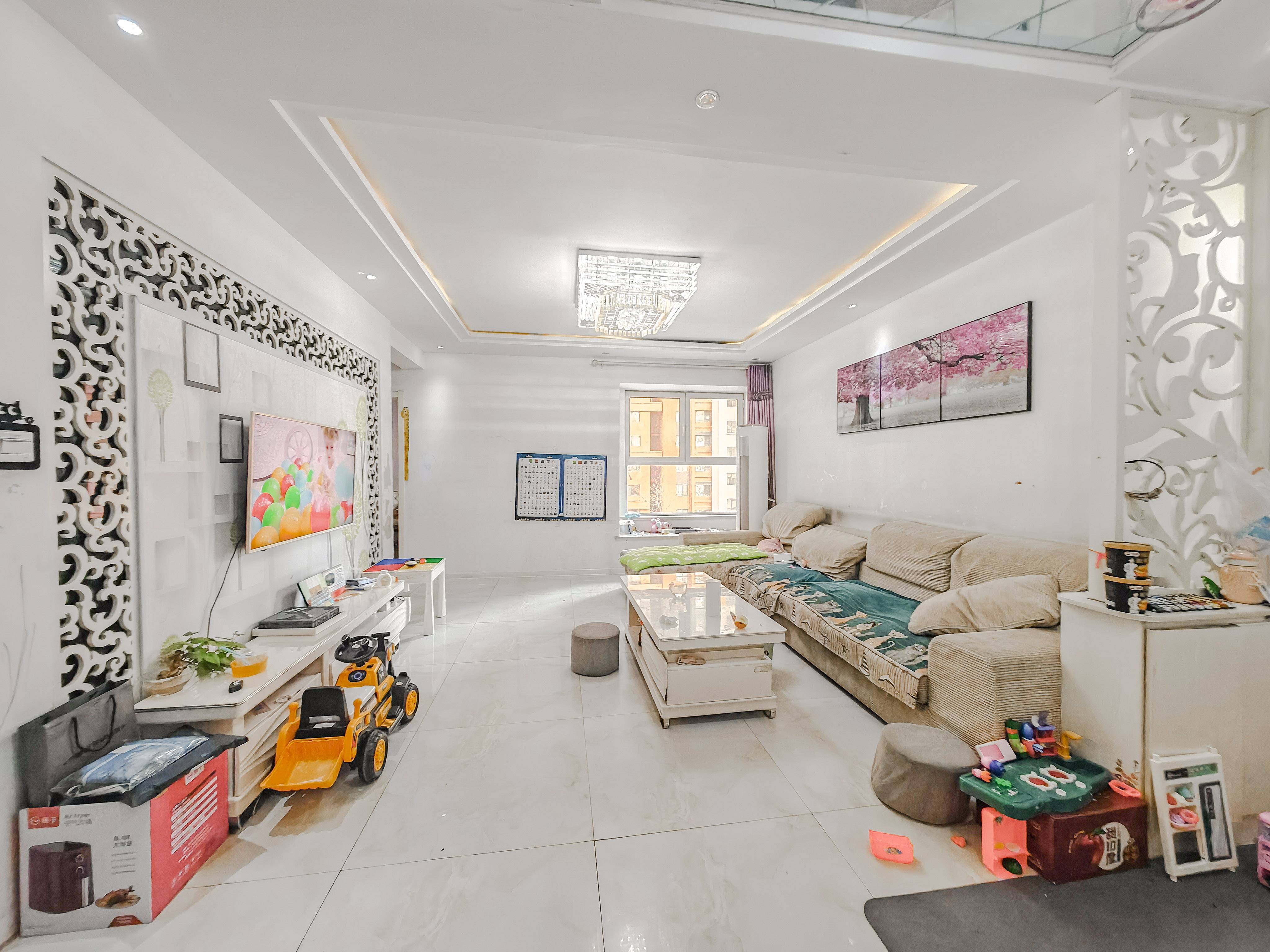 天鸿万象新天理想郡