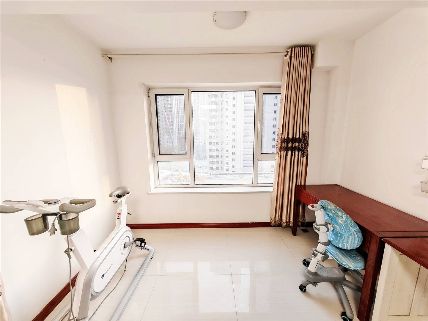 鲁能领秀城东一区(三区)