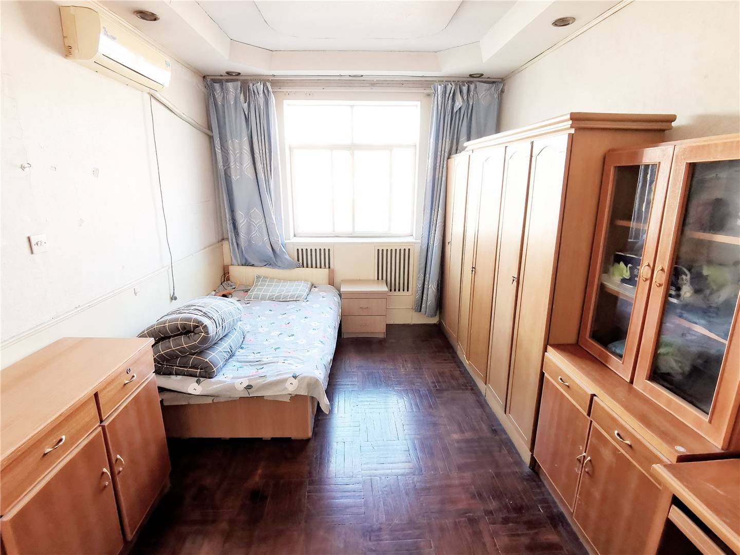 七里山南村三区