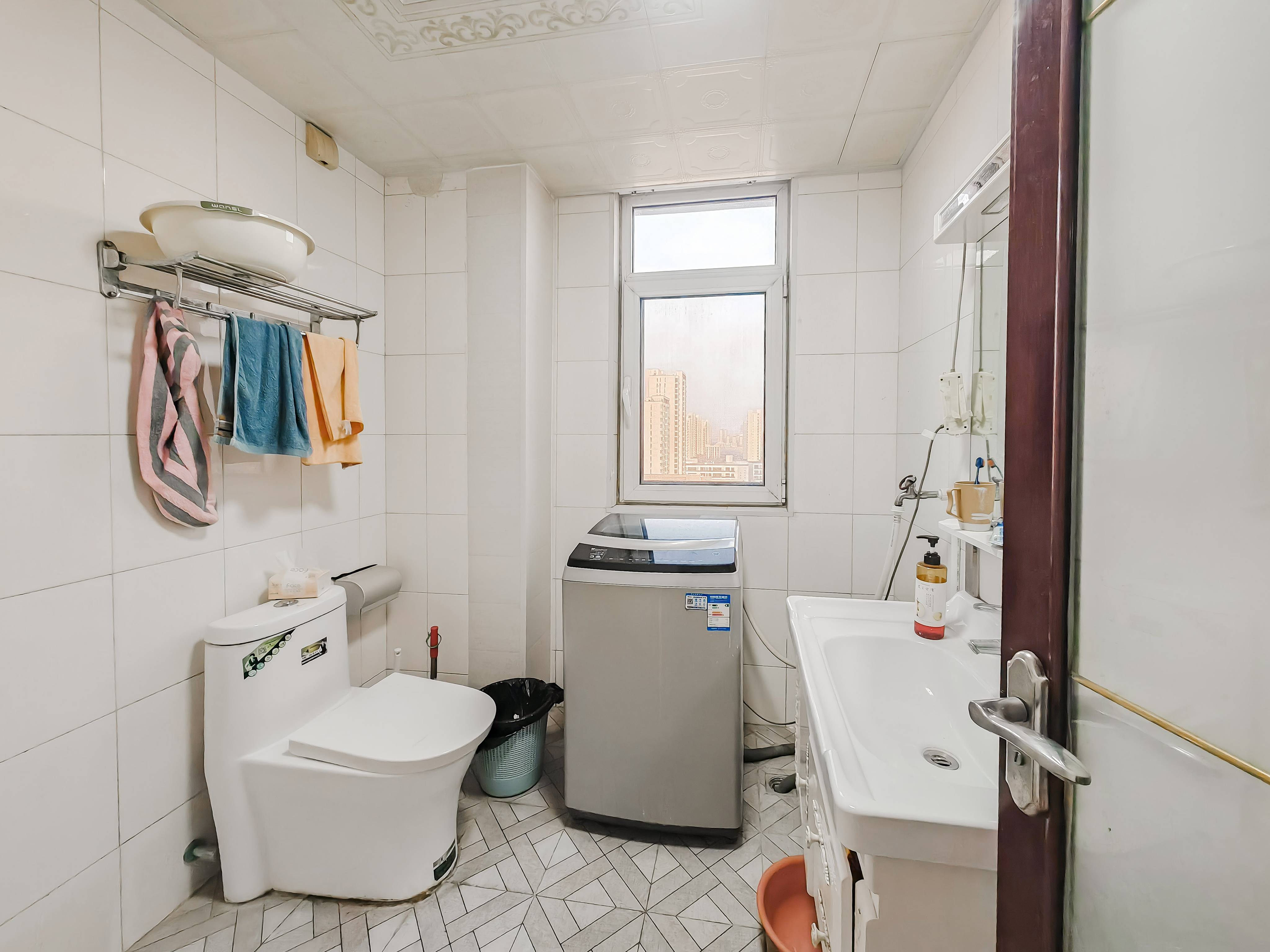 天鸿万象新天三区