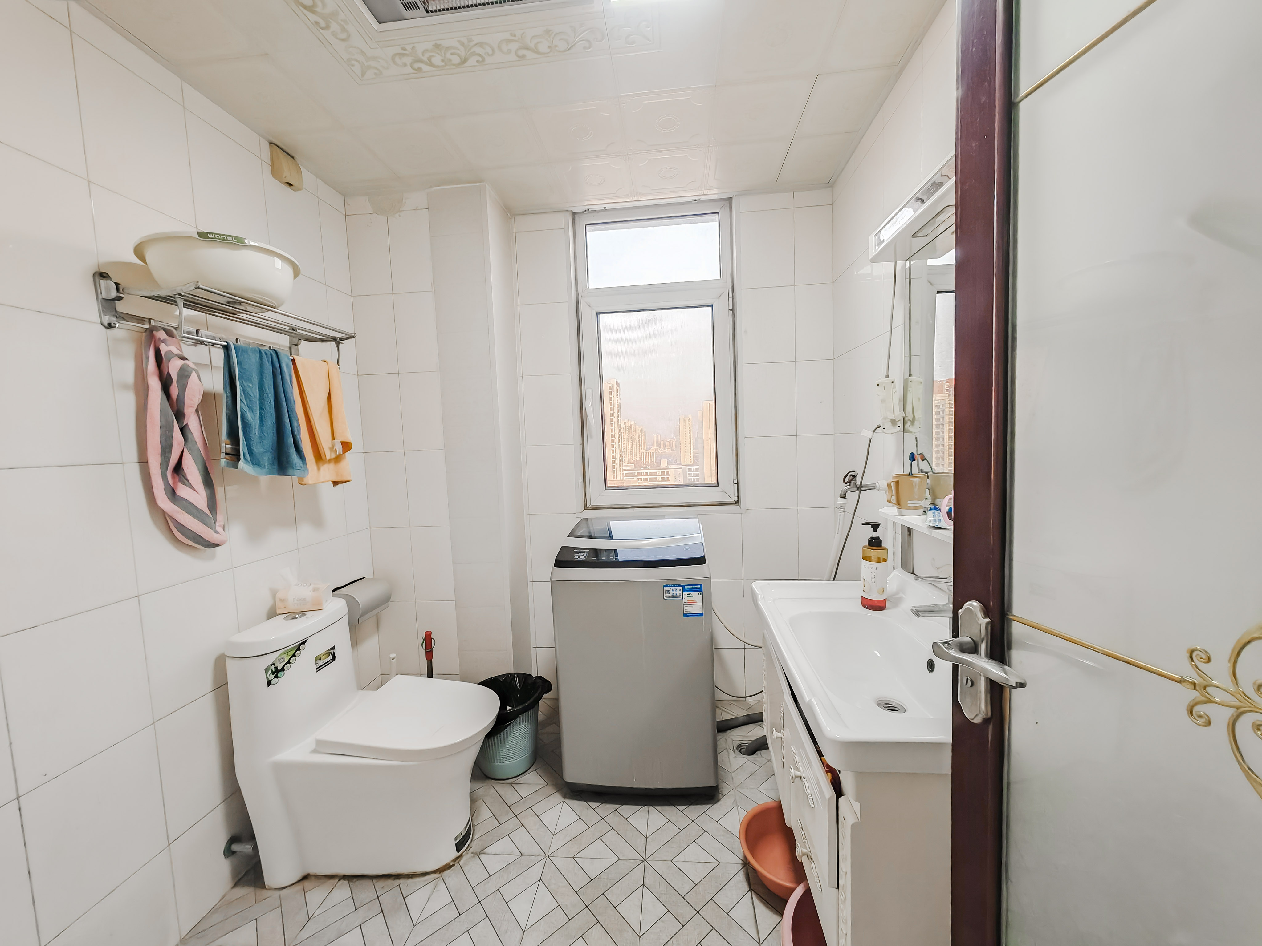 天鸿万象新天三区