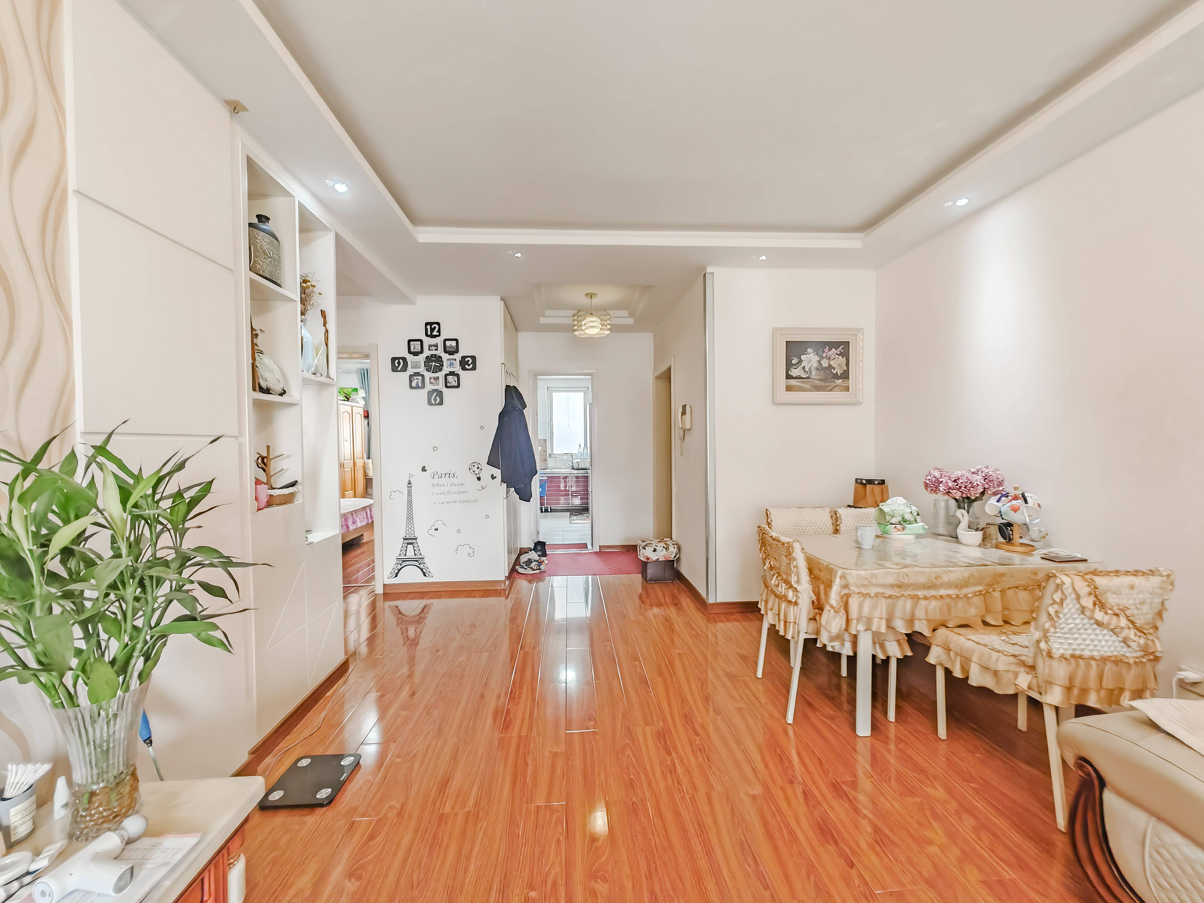 天鸿万象新天四区