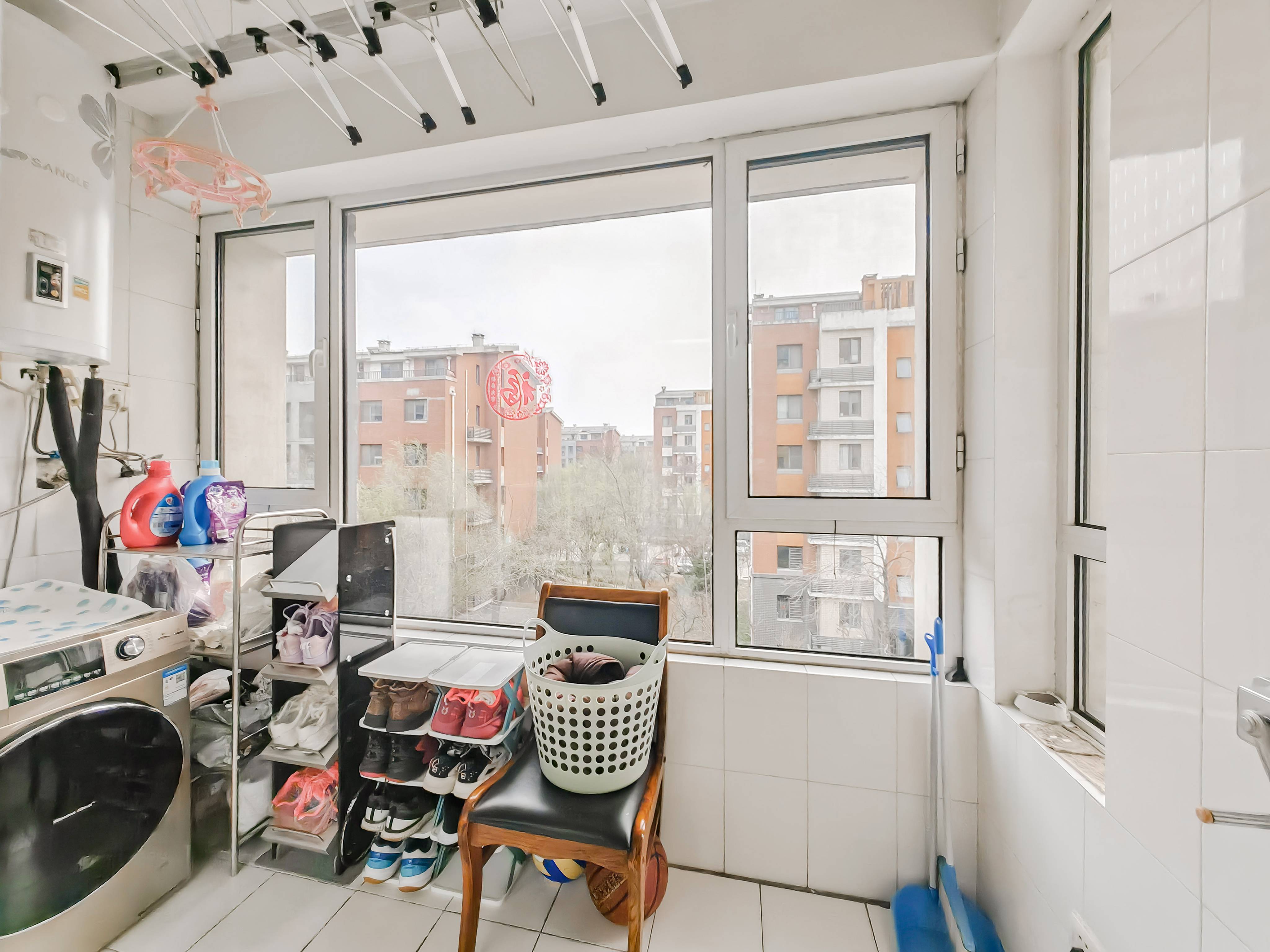 天鸿万象新天四区