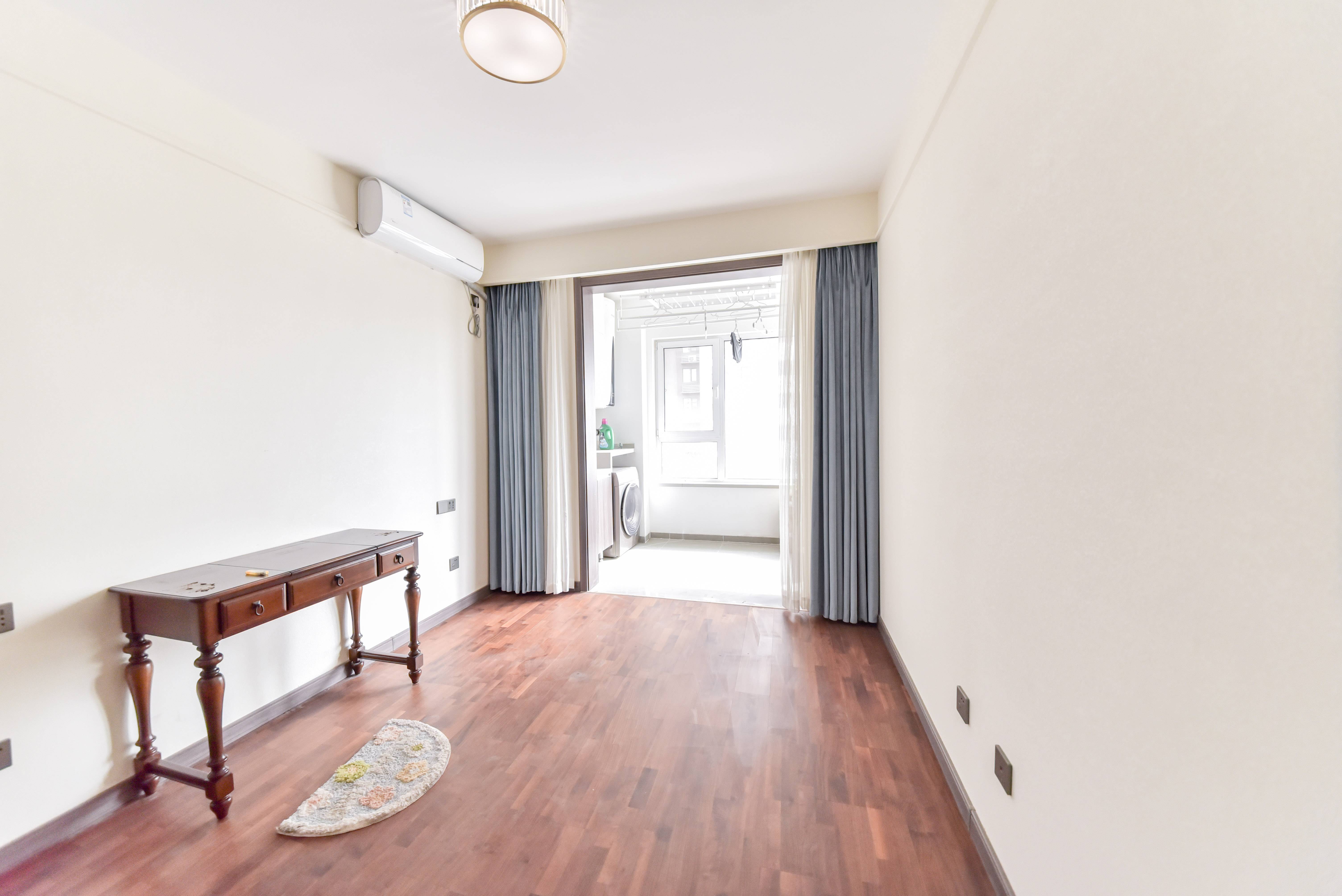 万科龙湖城市之光