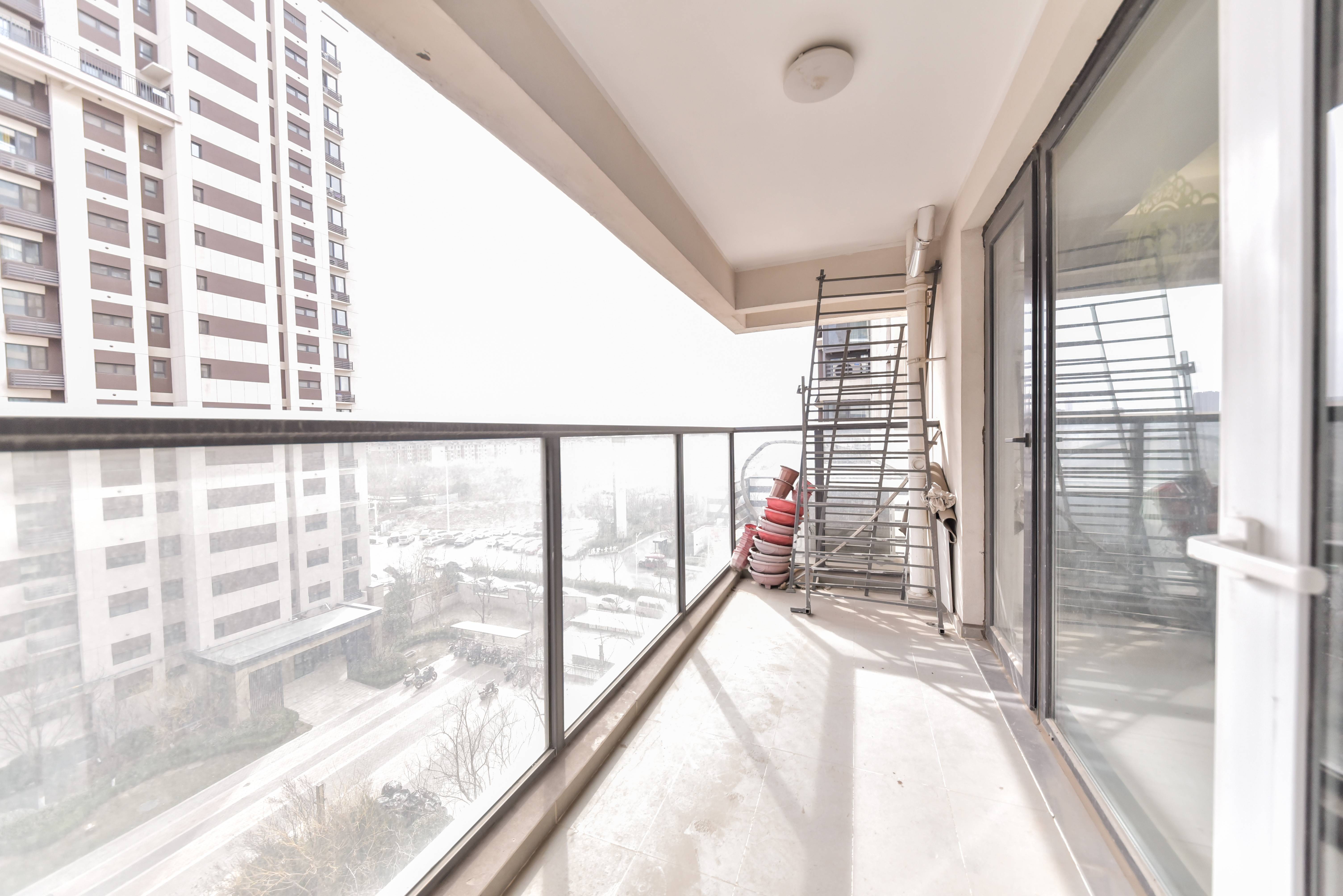 万科龙湖城市之光