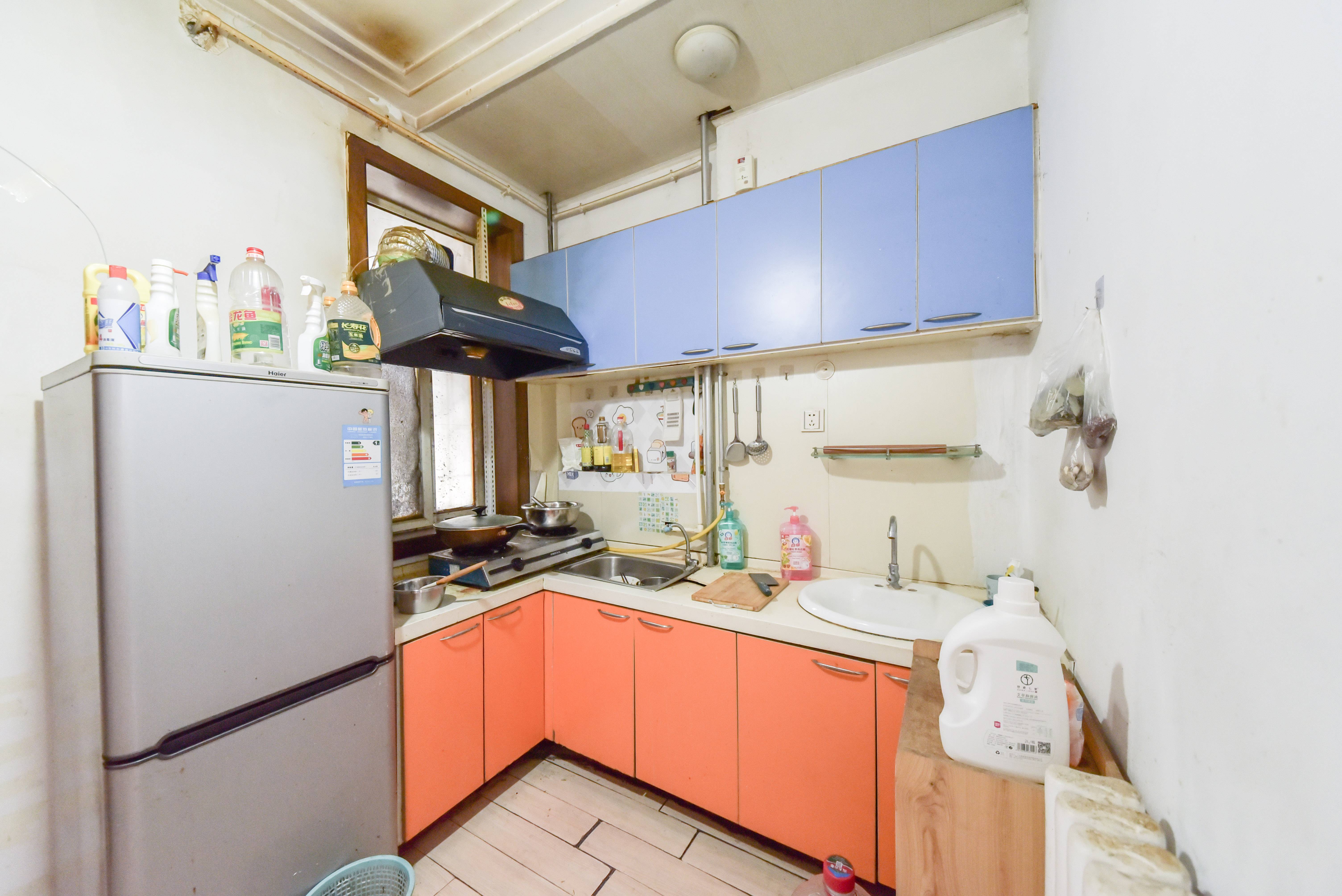 济钢新村中心区