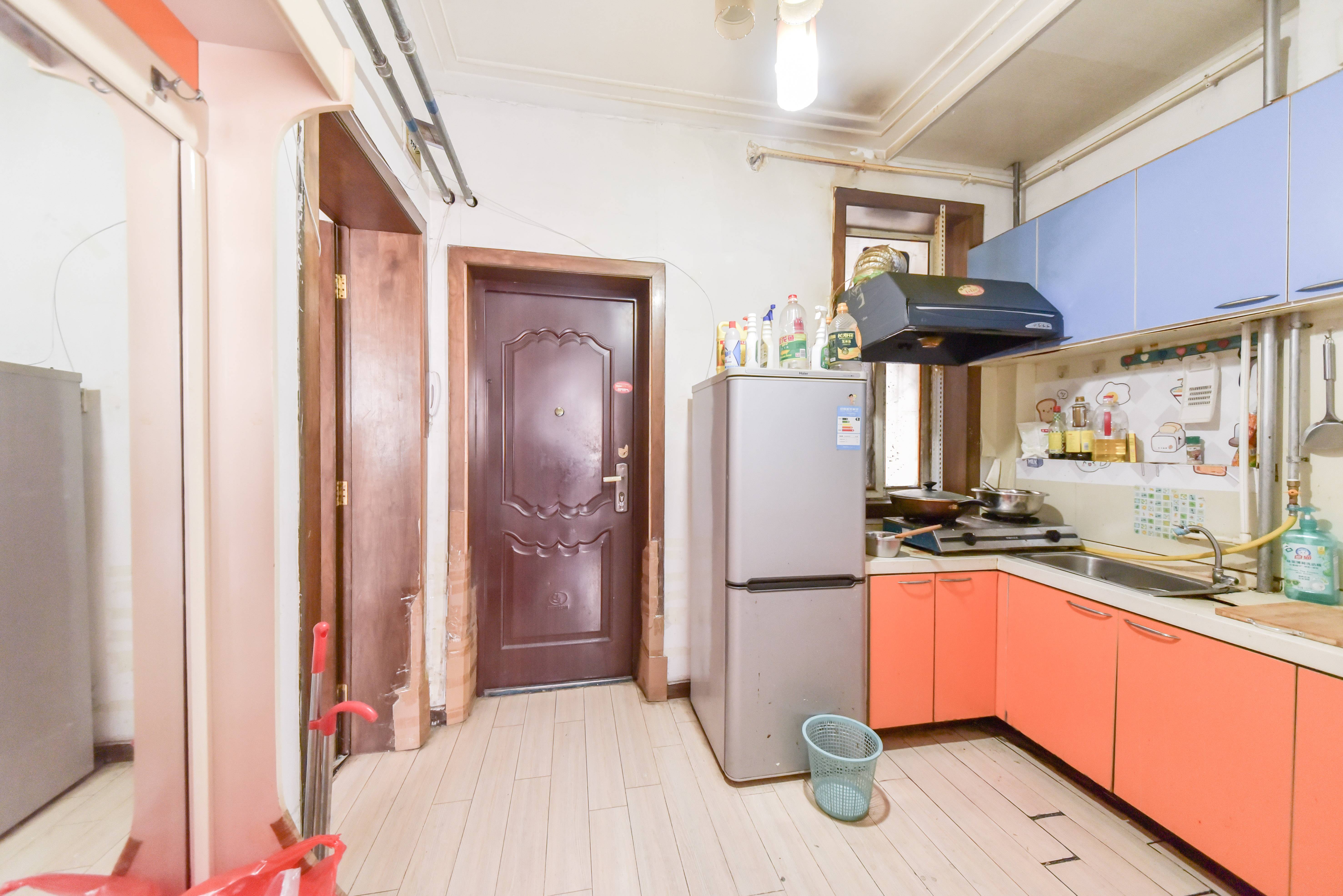 济钢新村中心区