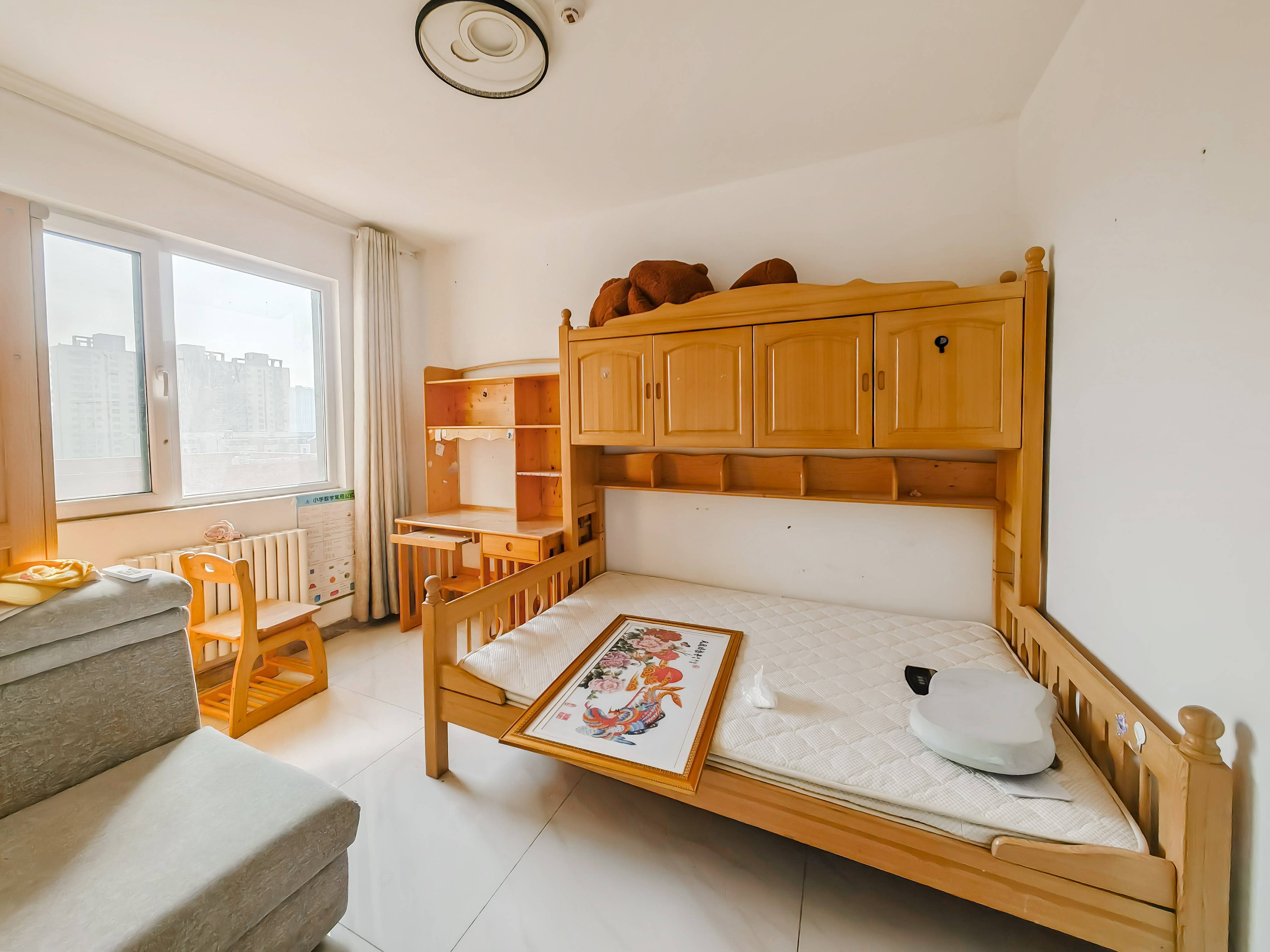 天鸿万象新天万卷府