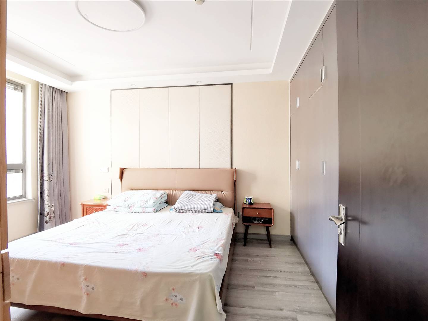 鲁能领秀城公园世家