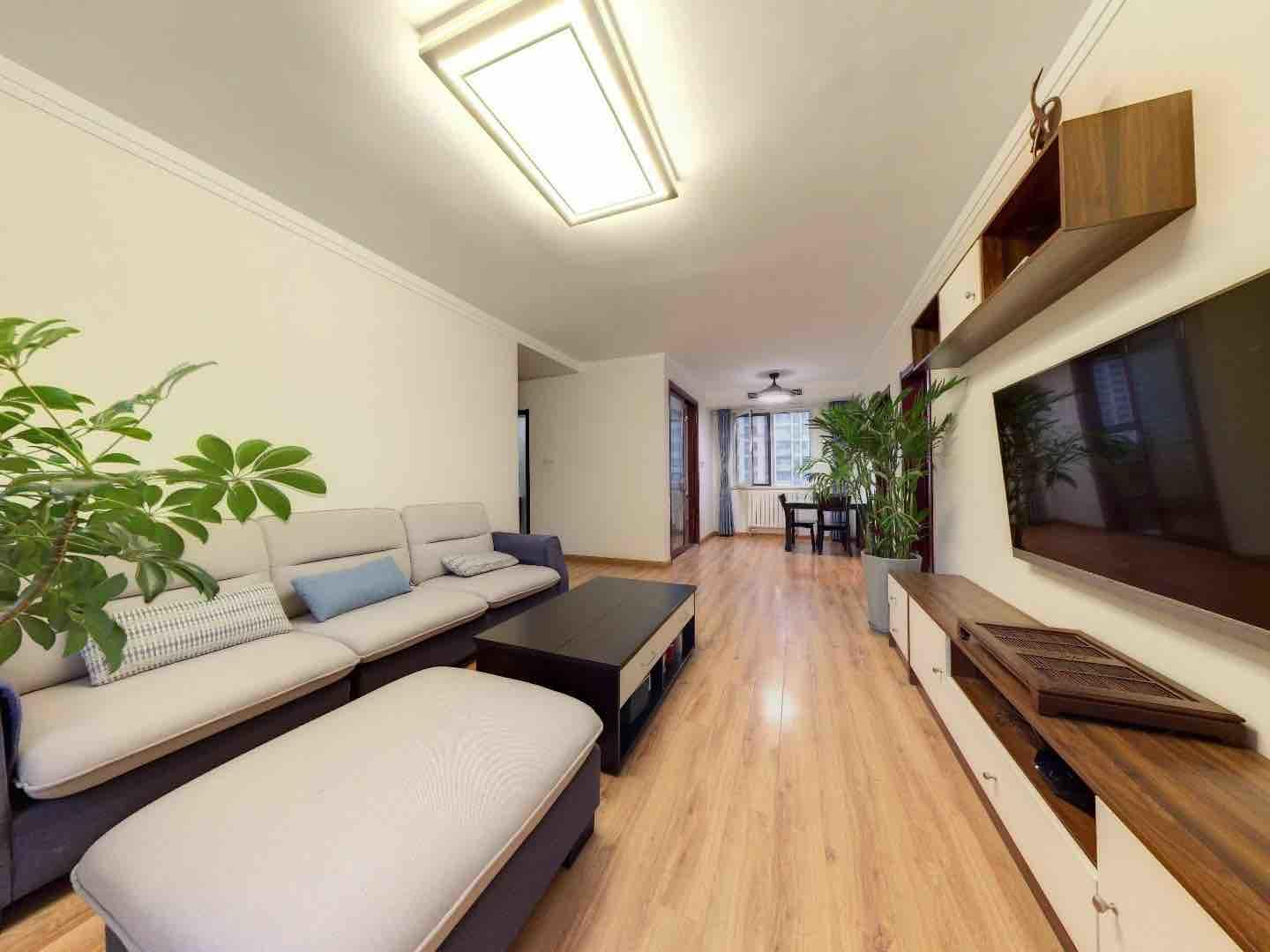 东城逸家逸俊园