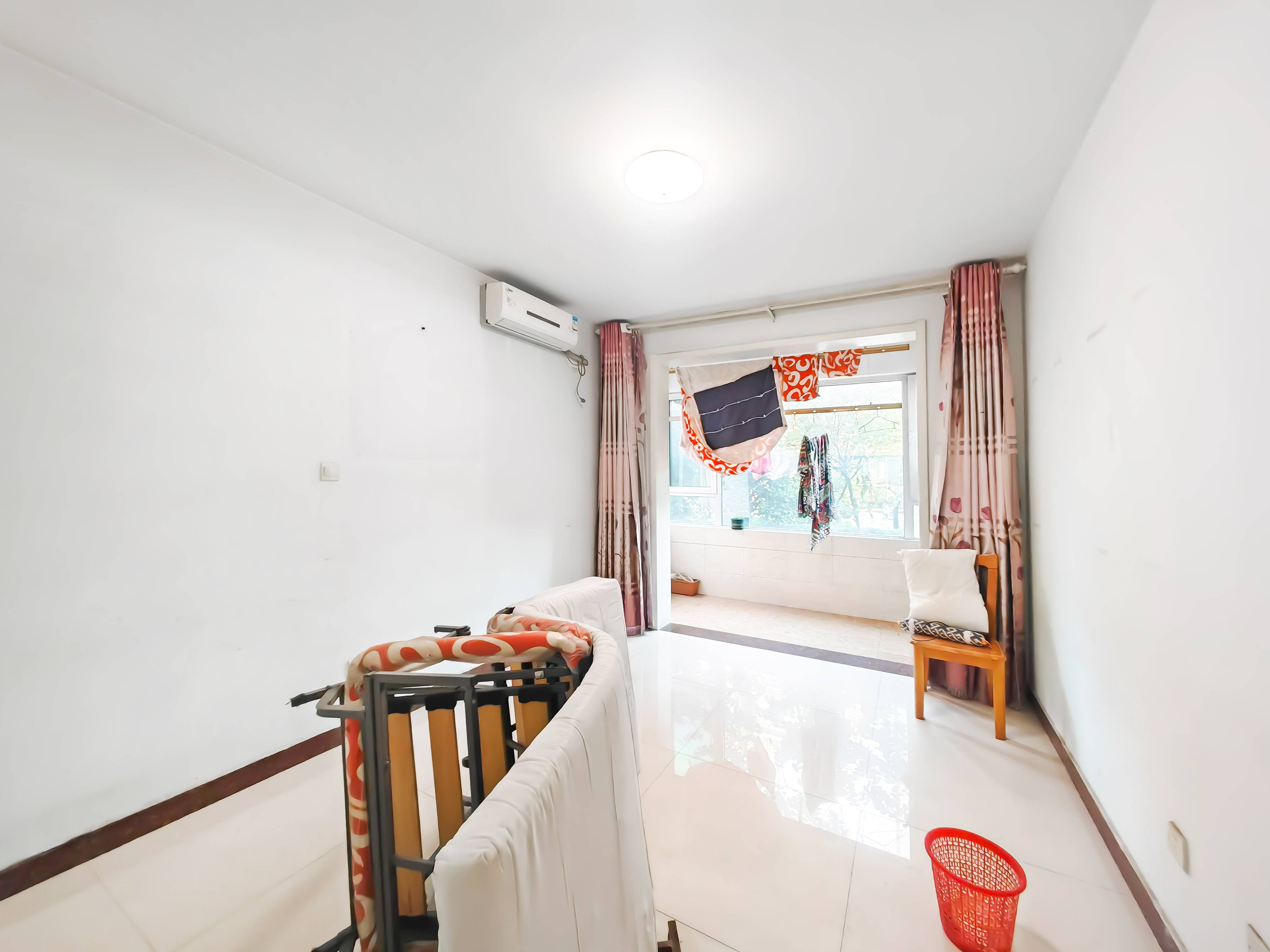 天鸿万象新天三区