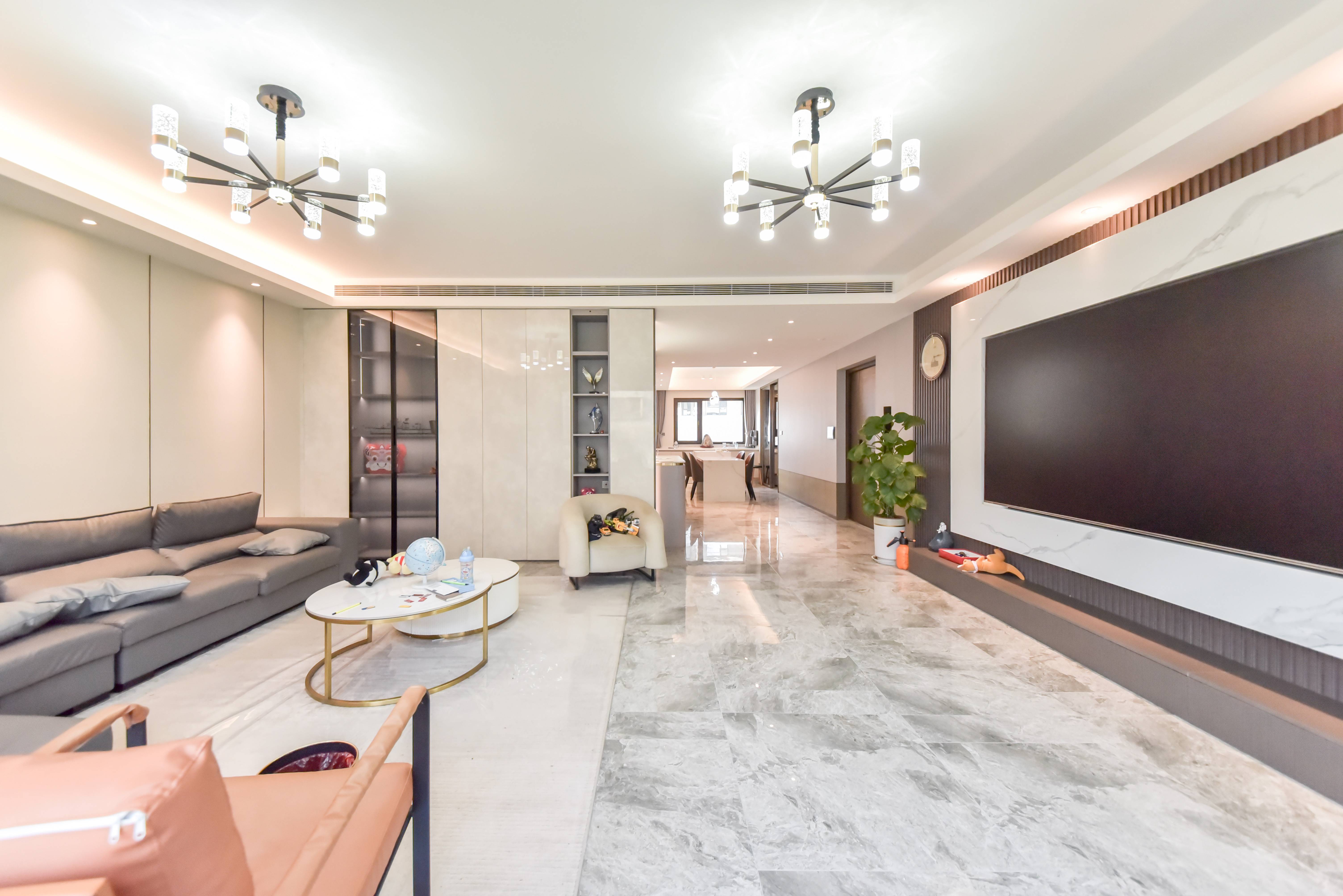  旅游路金茂府 南北