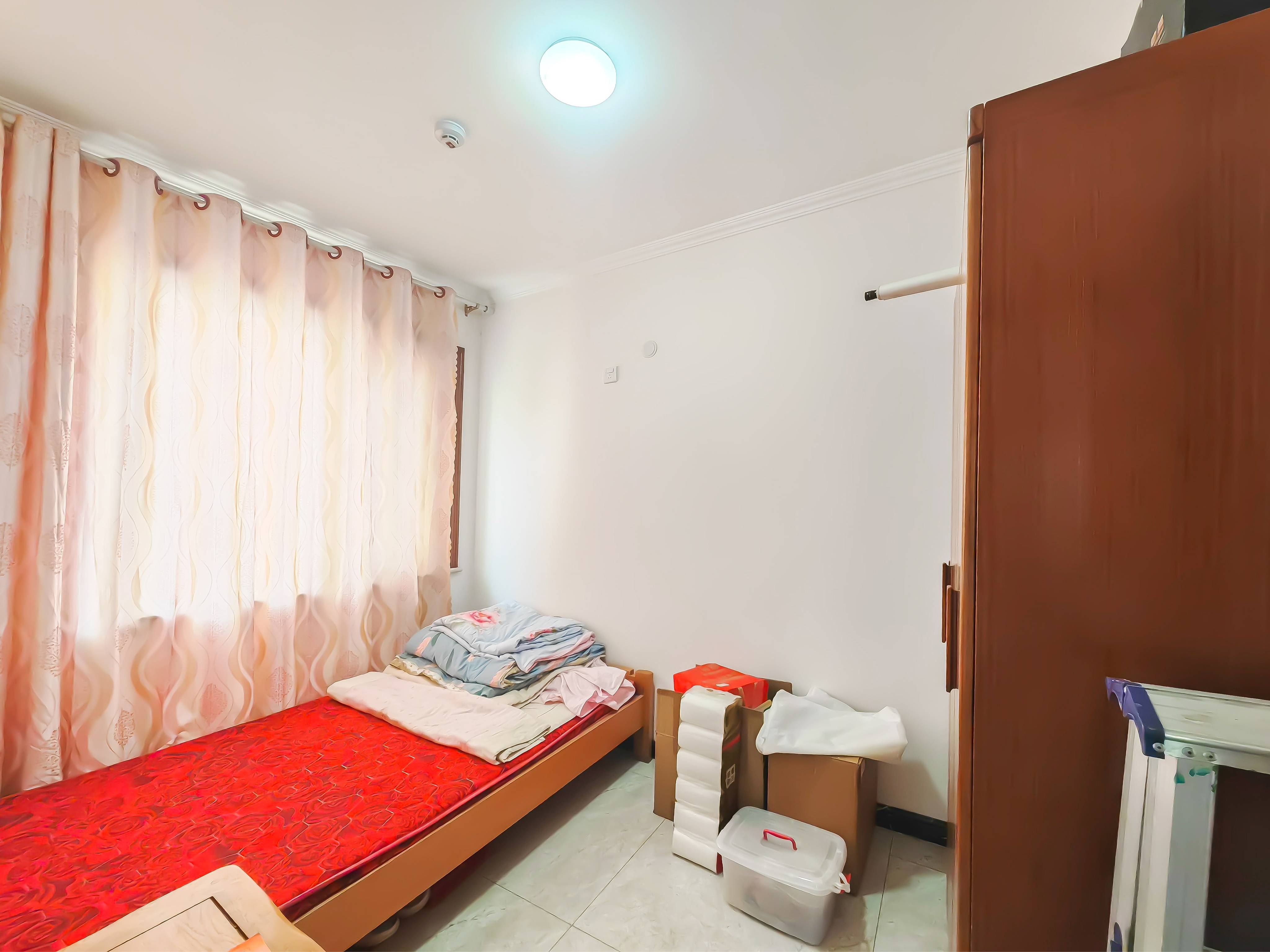 天鸿万象新天万卷府