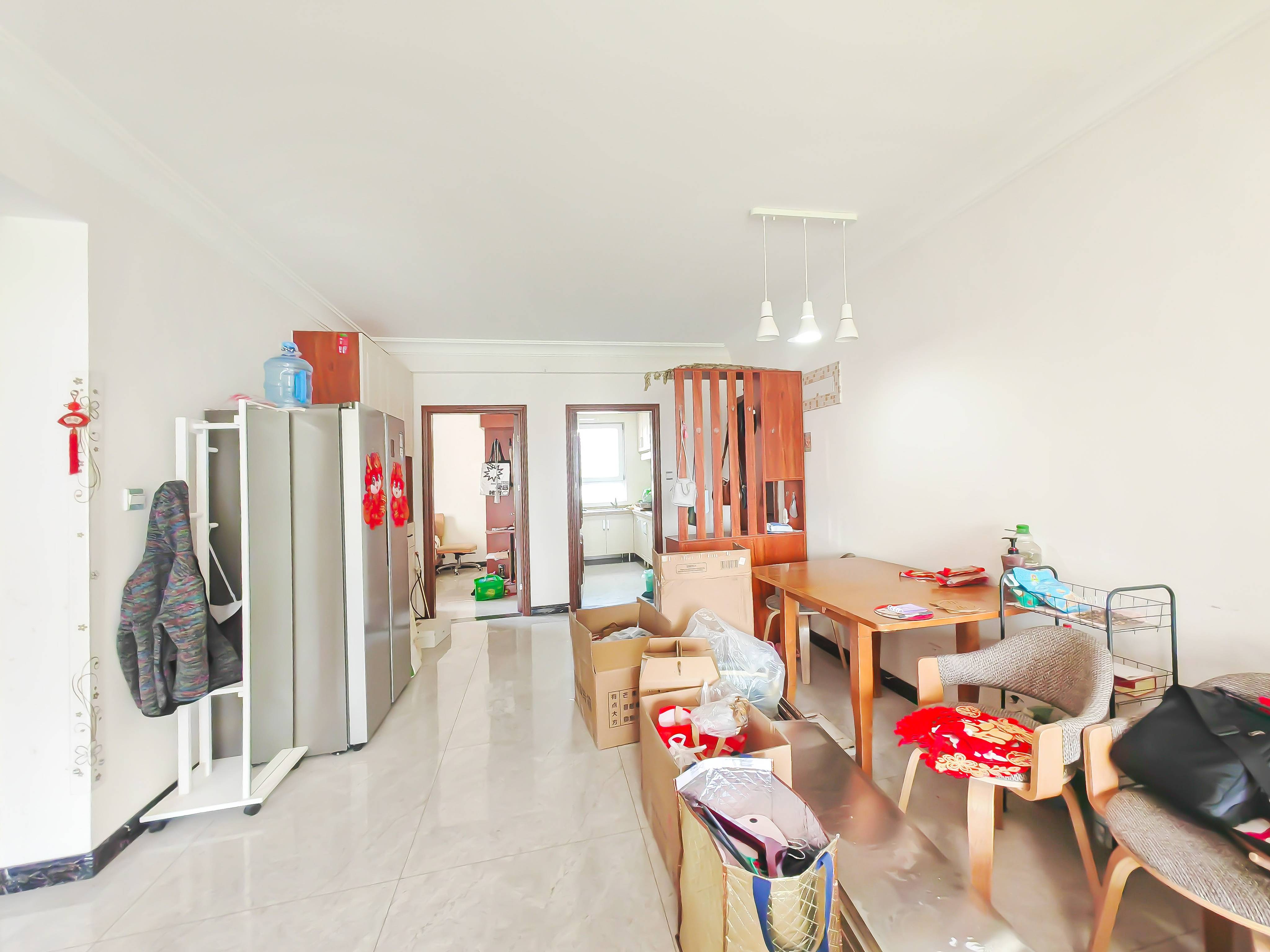 天鸿万象新天万卷府