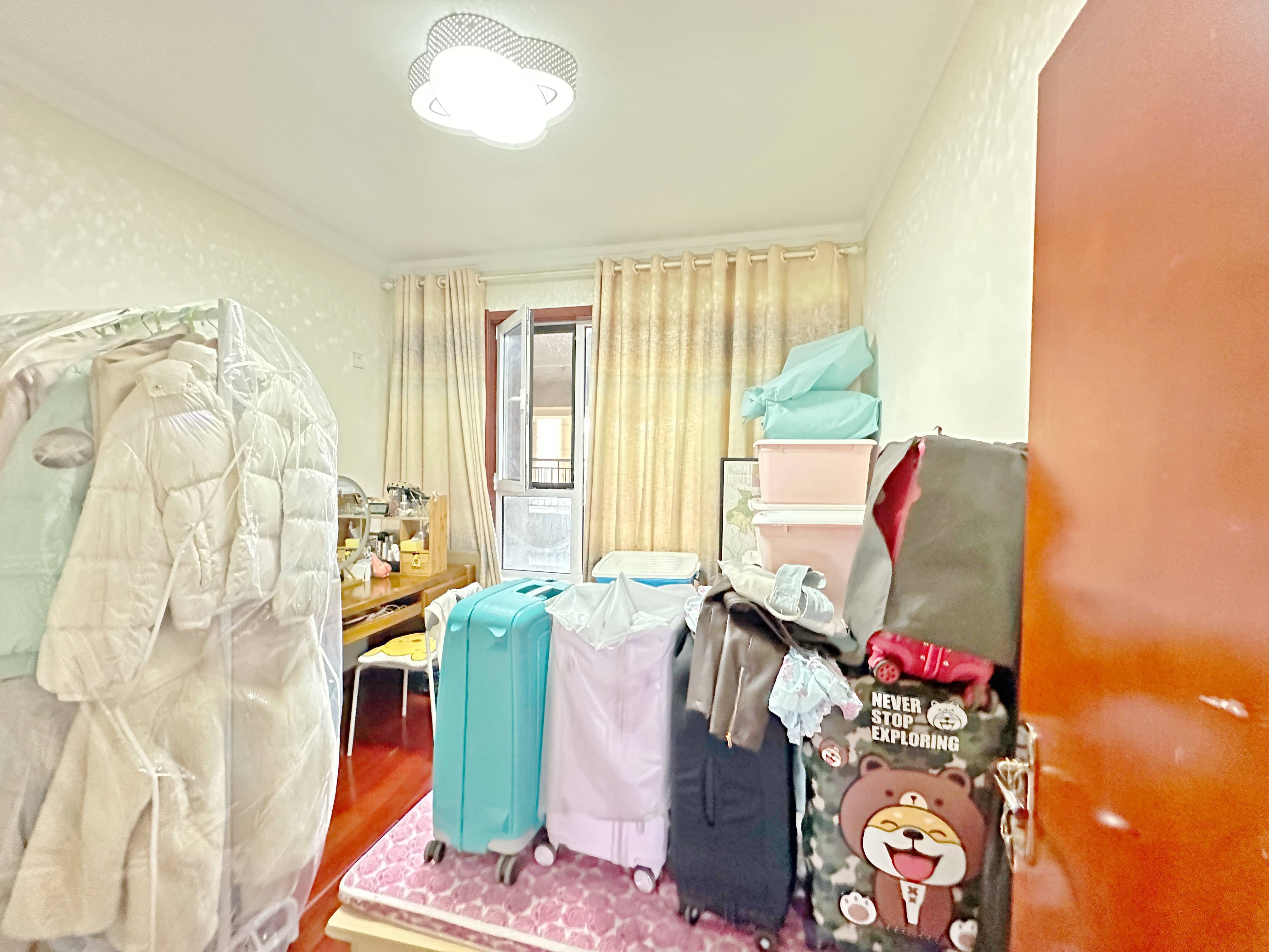 绿地新里卢浮公馆