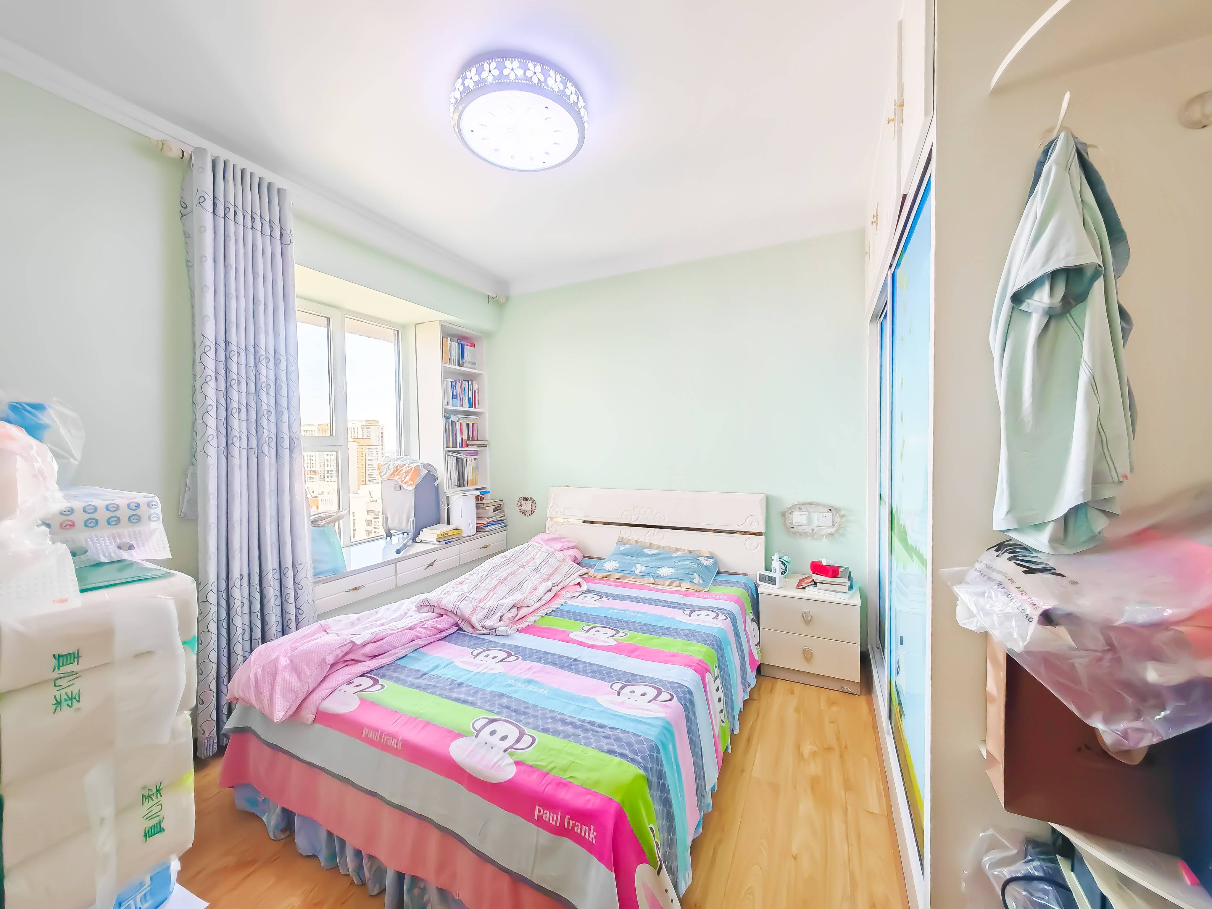 天鸿万象新天理想郡