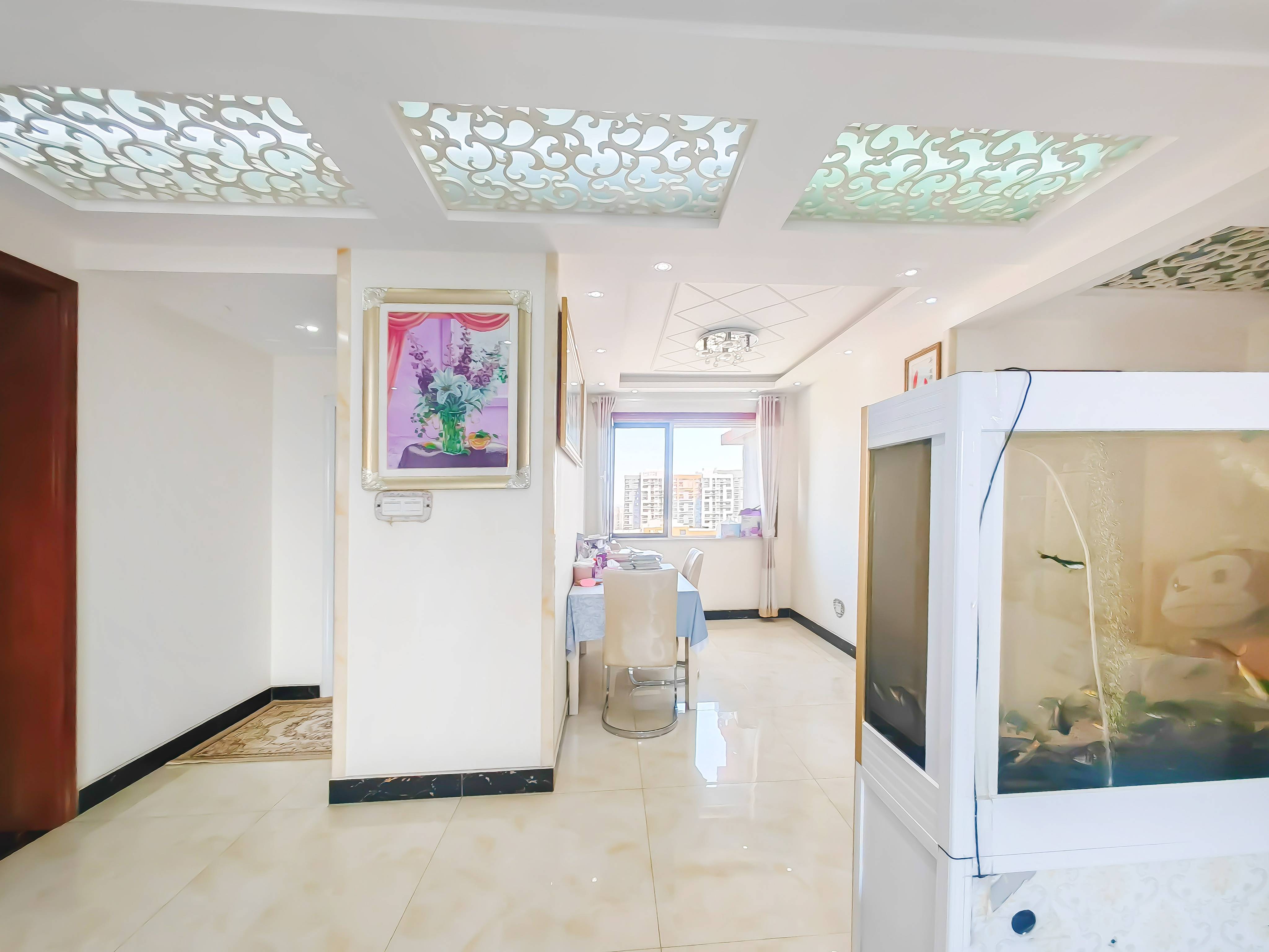 天鸿万象新天理想郡