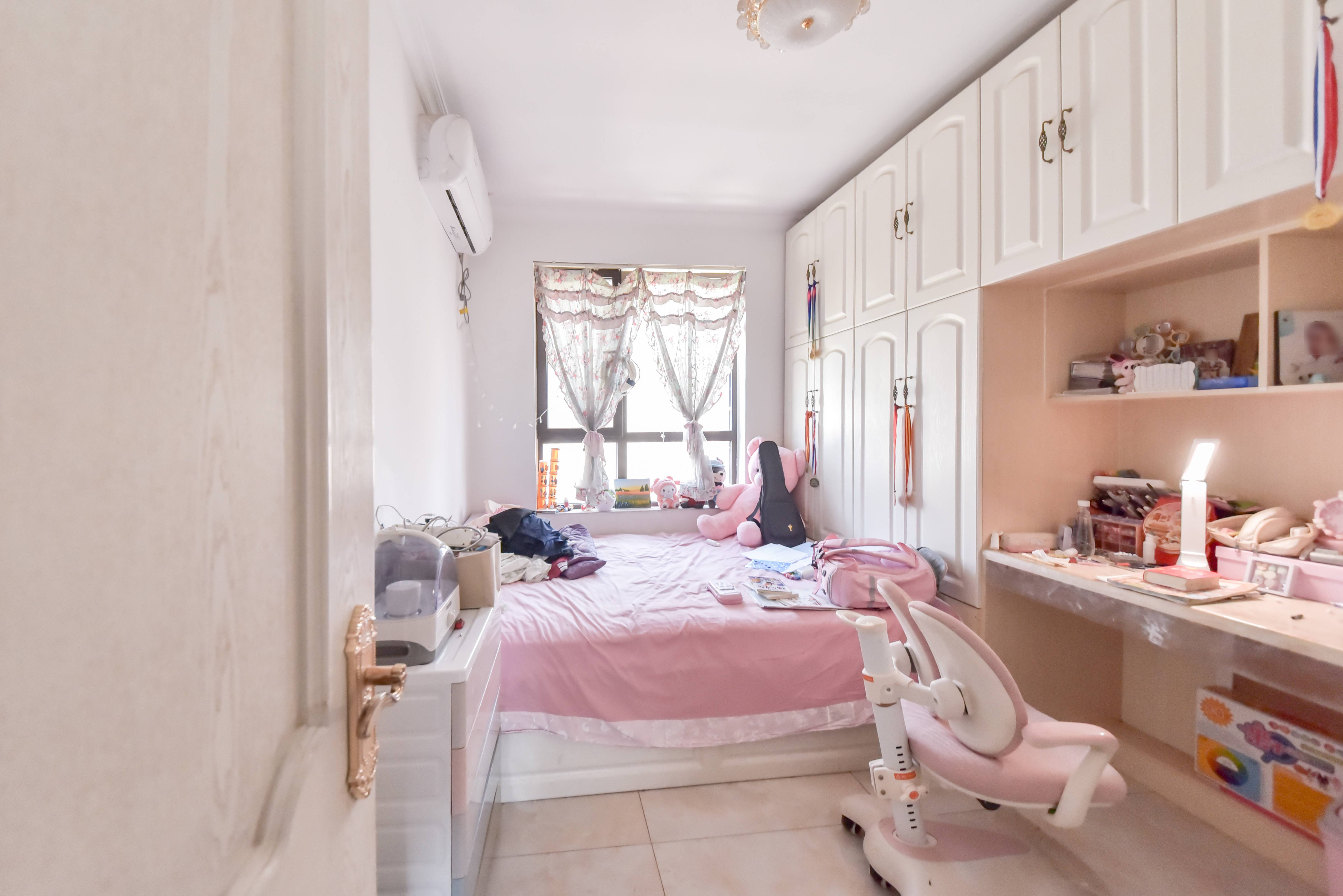 鲁邦奥林逸城西区