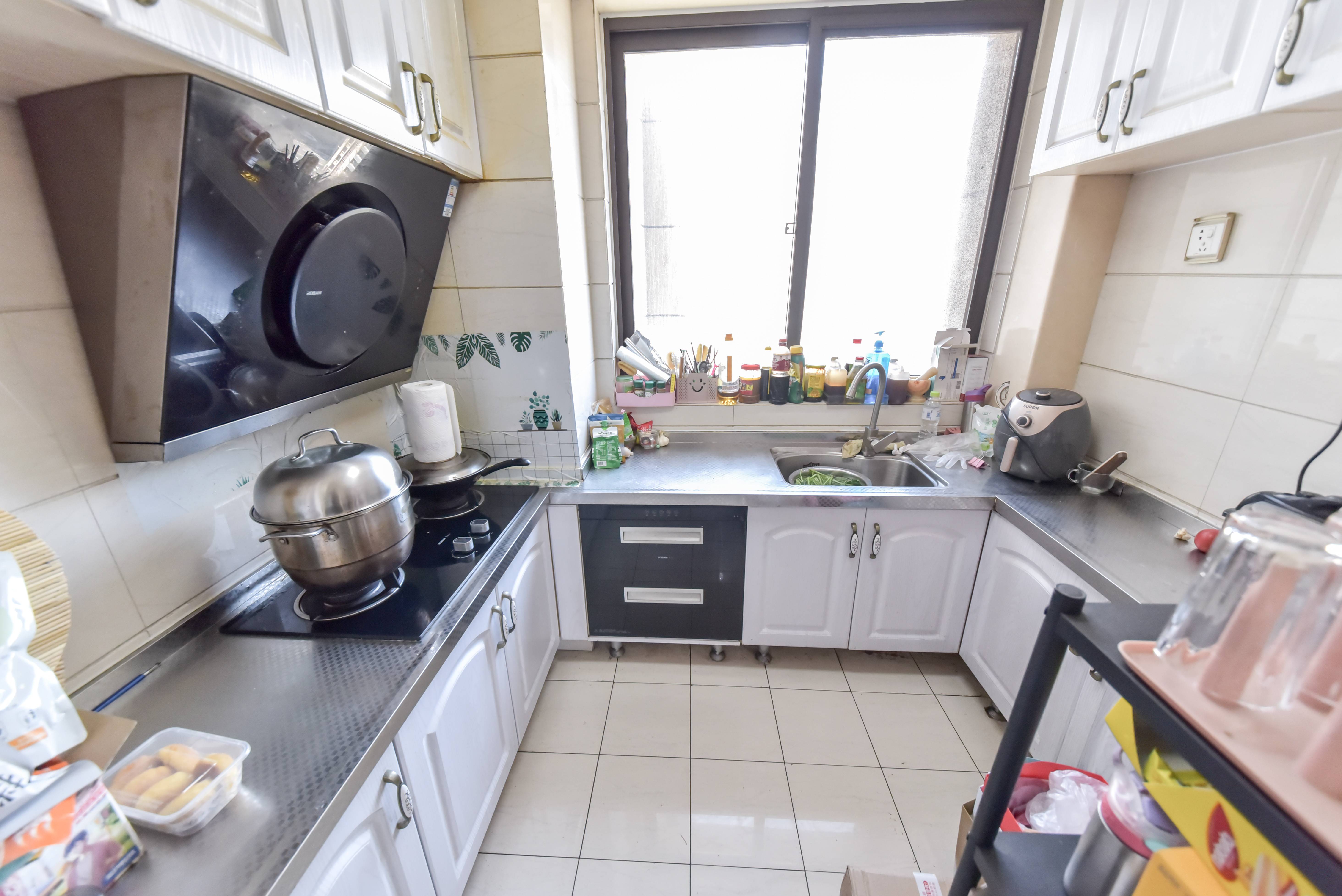 鲁邦奥林逸城西区