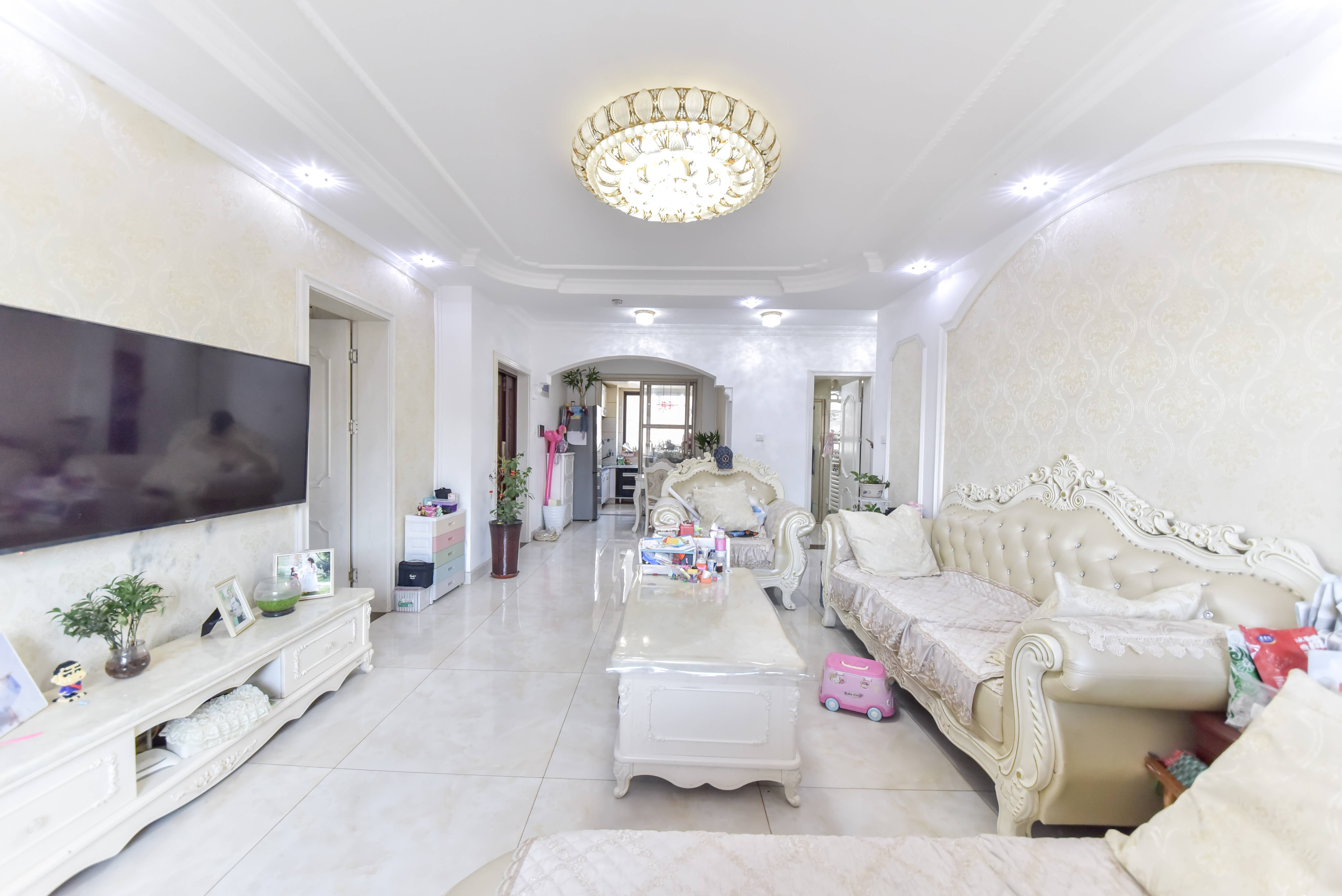 鲁邦奥林逸城西区