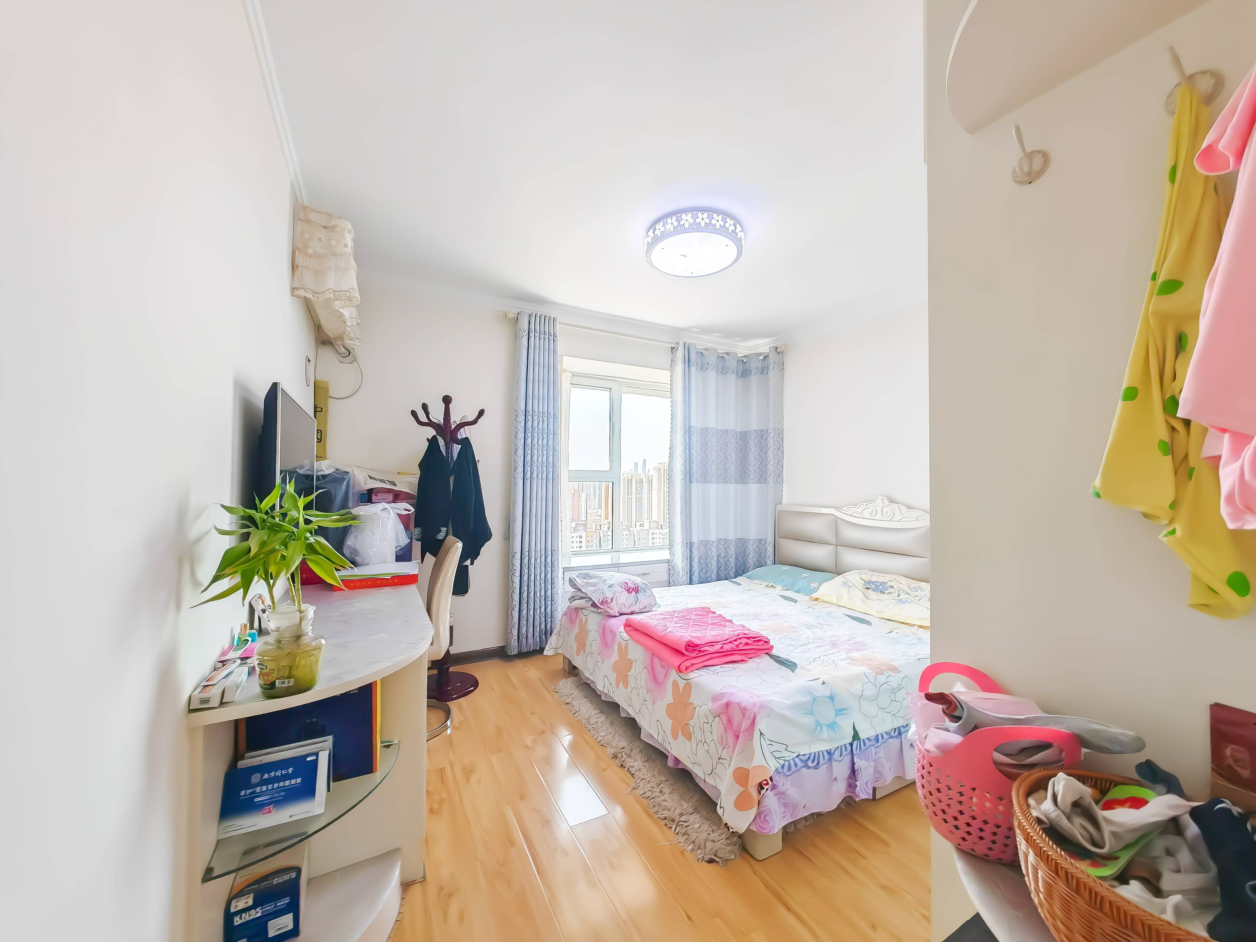 天鸿万象新天理想郡