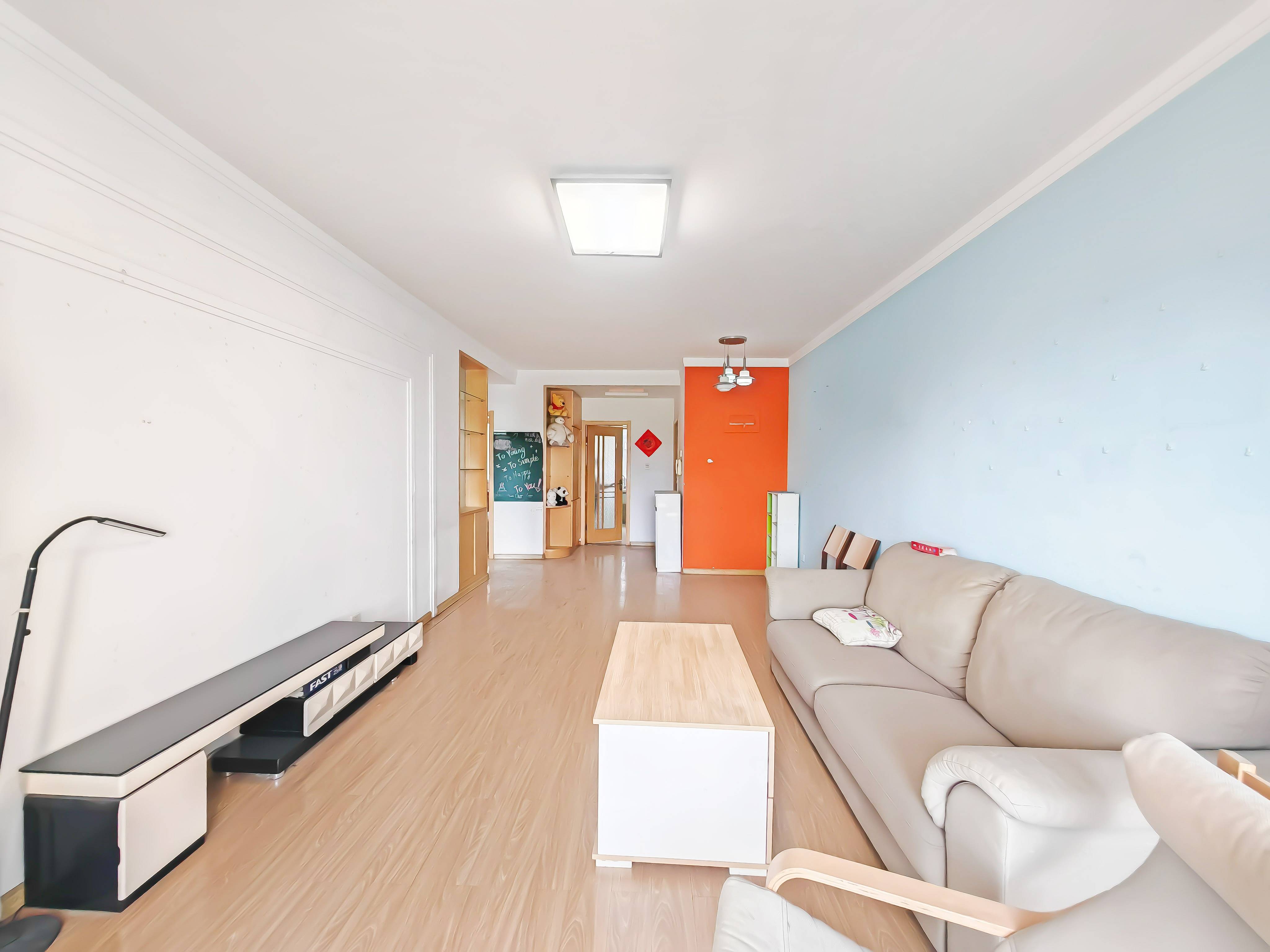 天鸿万象新天四区