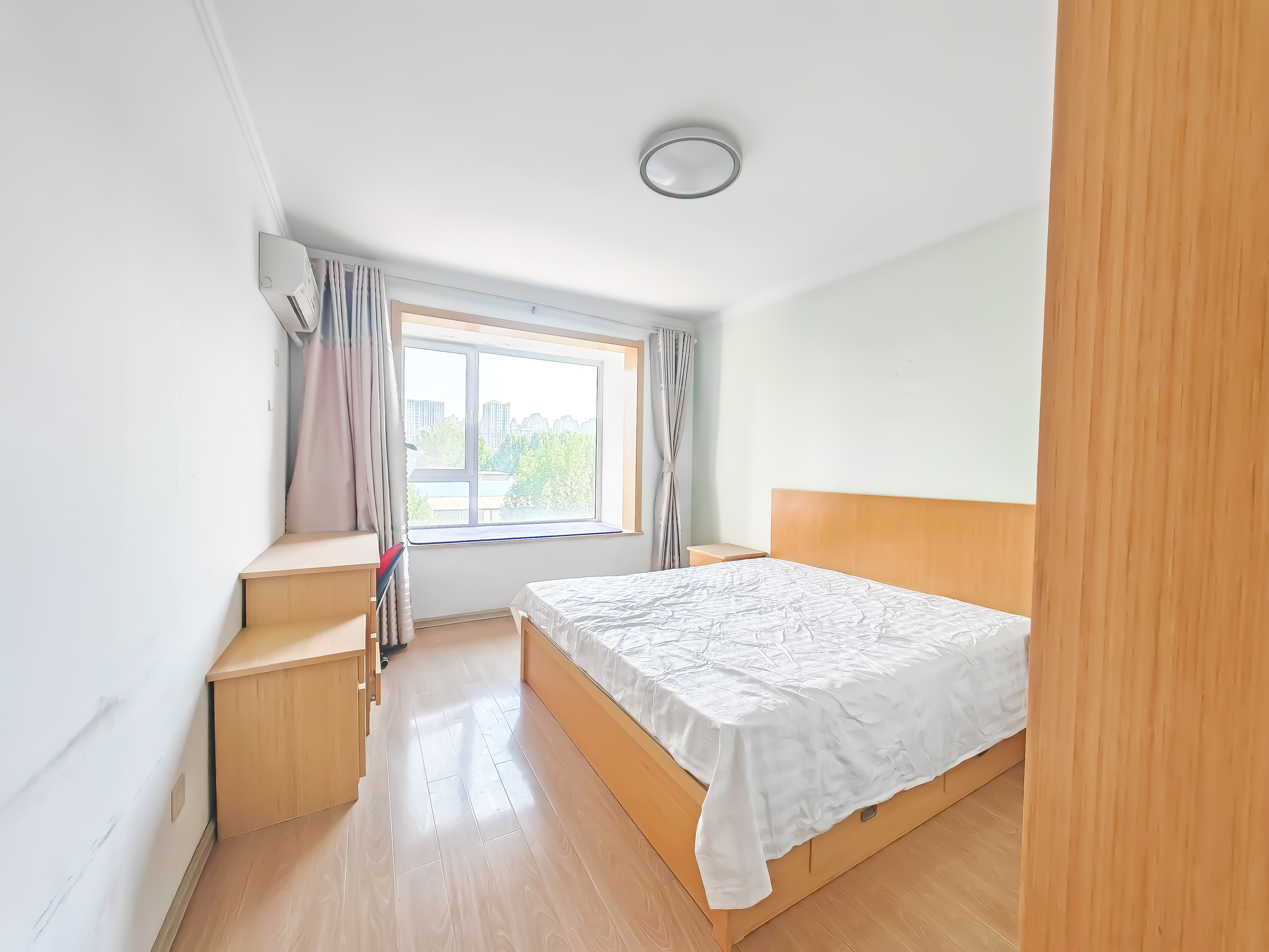 天鸿万象新天四区