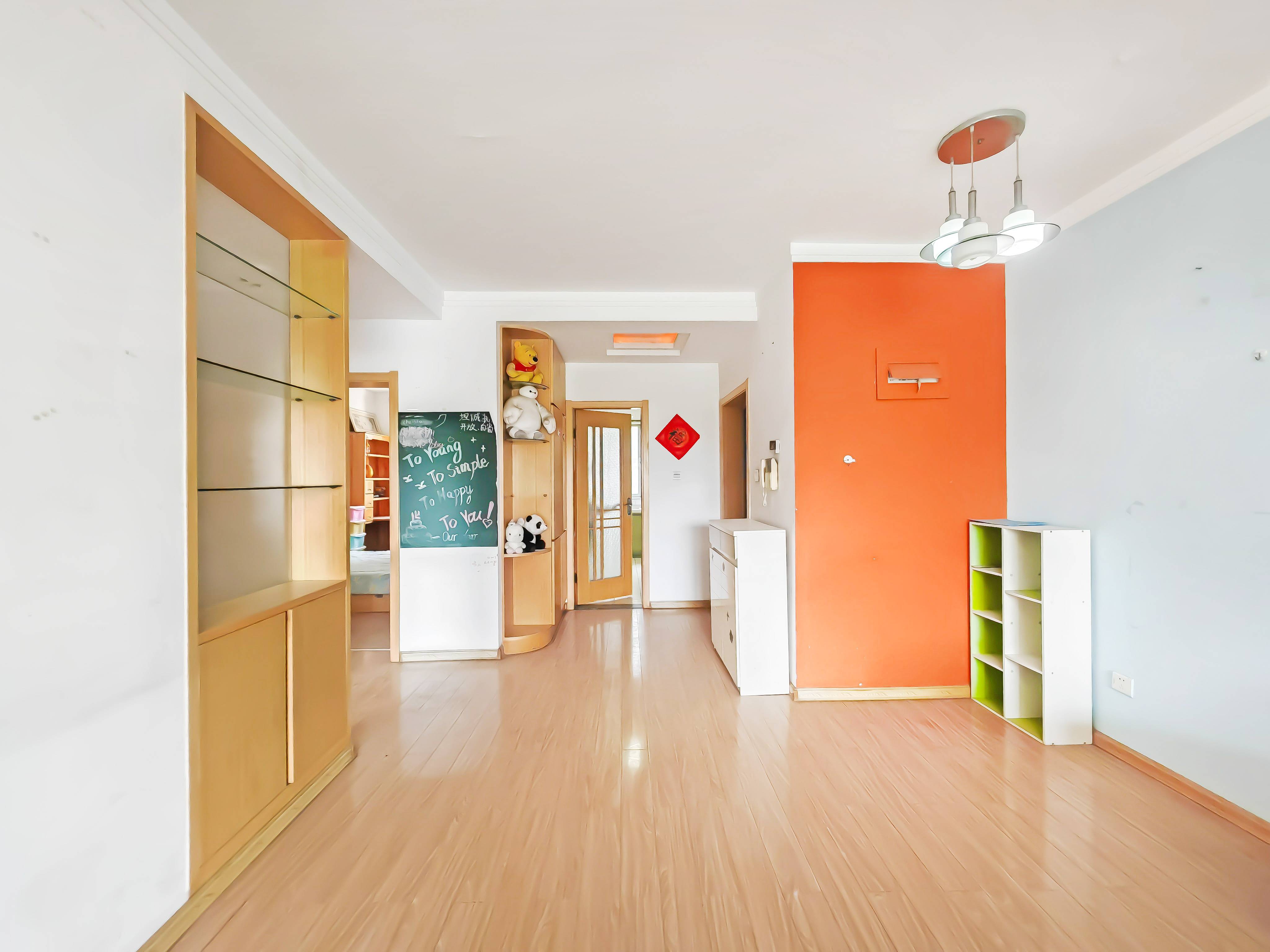 天鸿万象新天四区