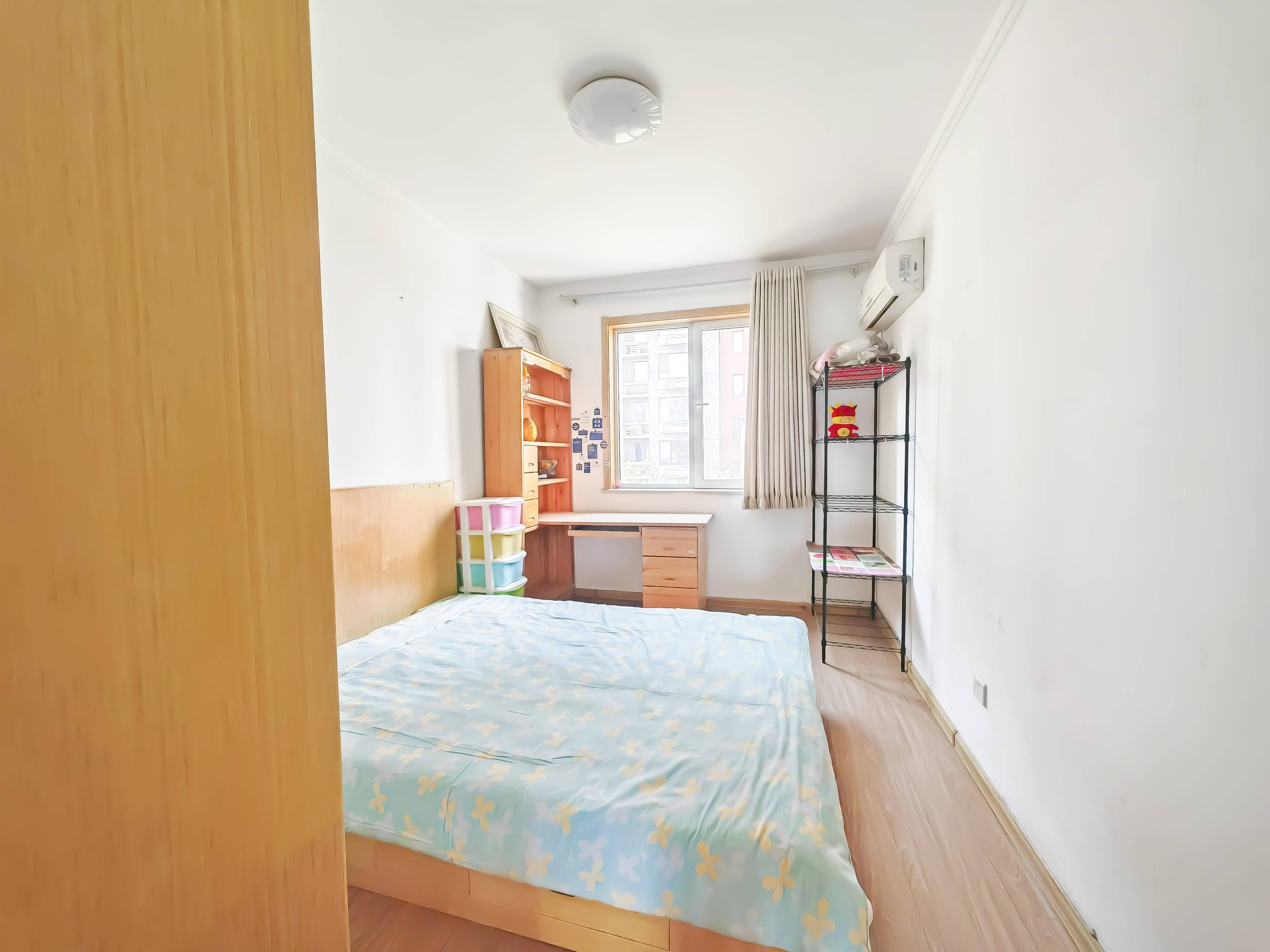 天鸿万象新天四区