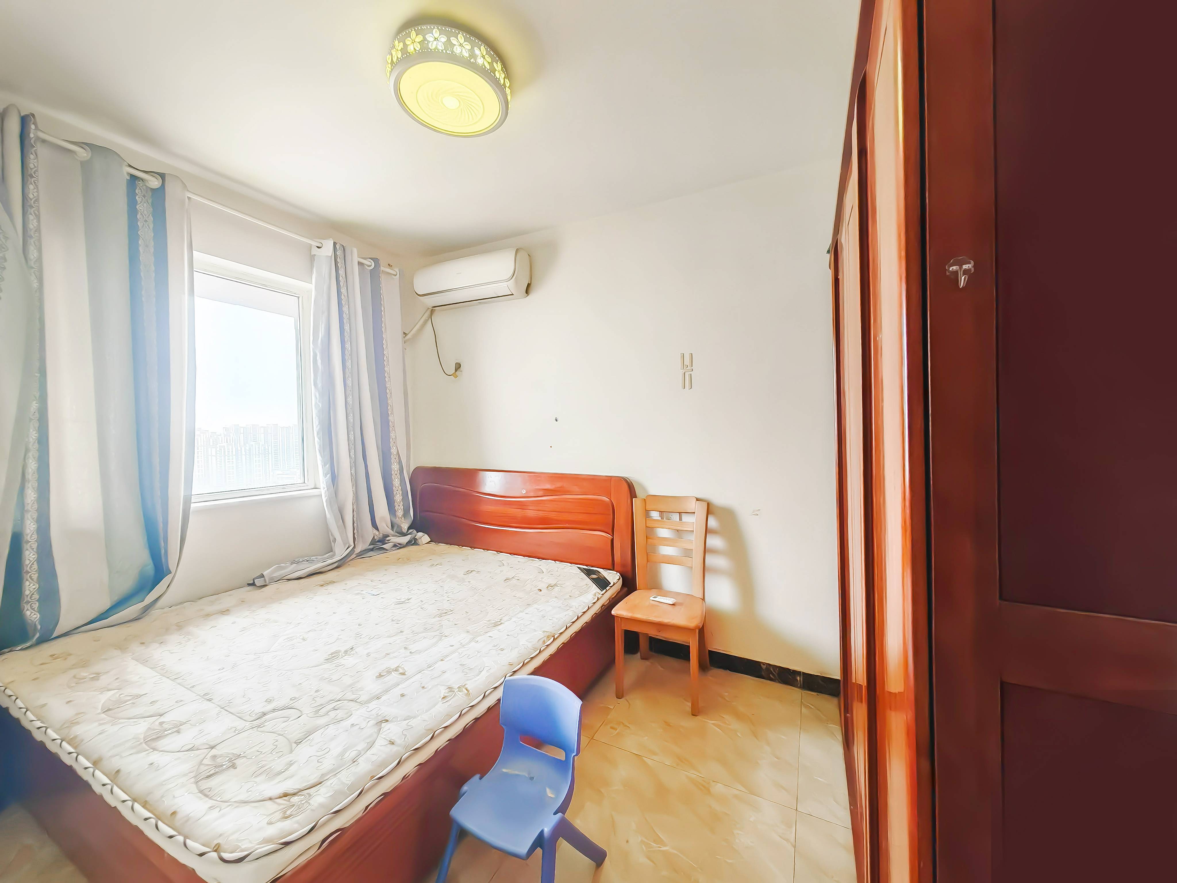 天鸿万象新天哈佛郡