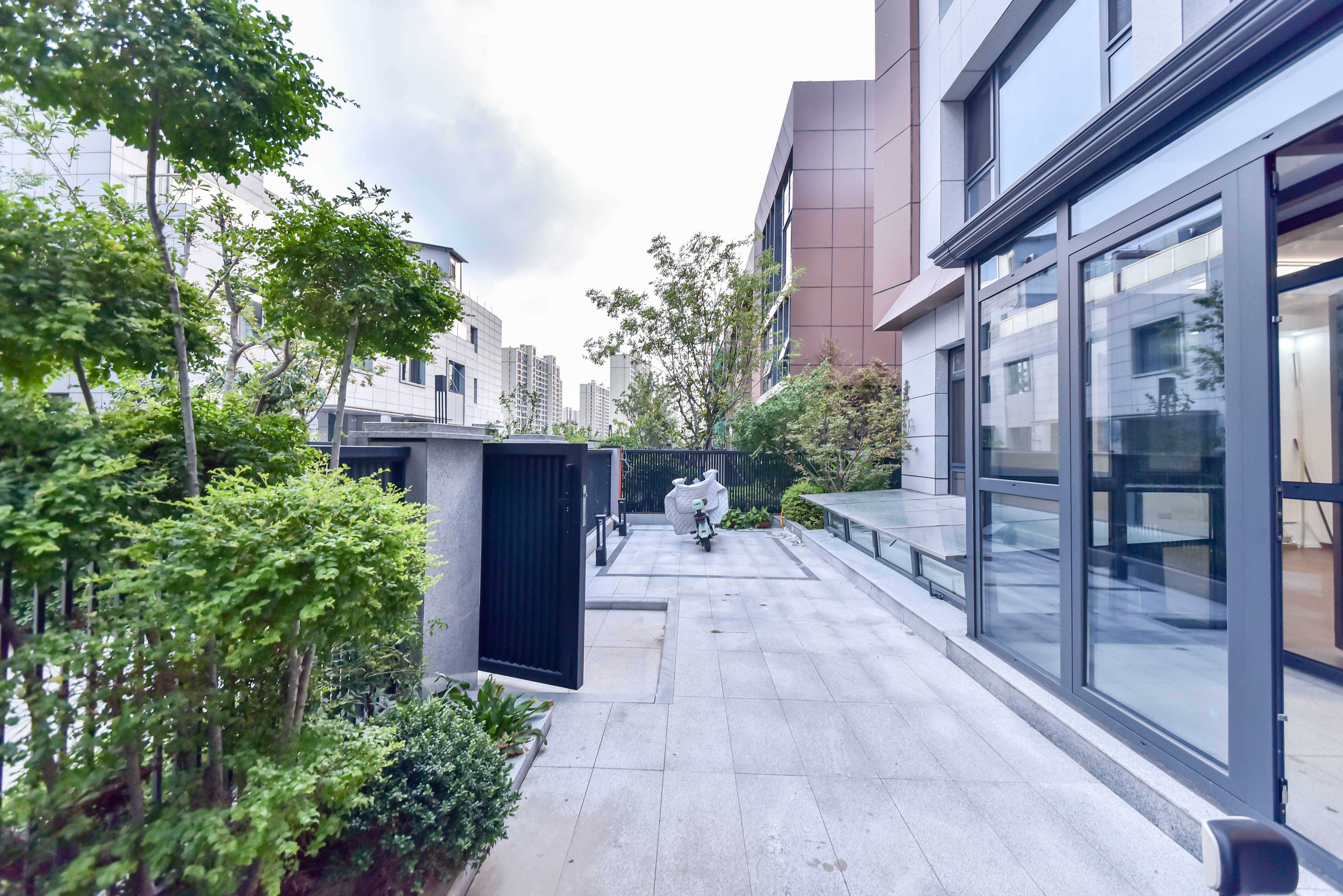 中新锦绣天地东苑一区