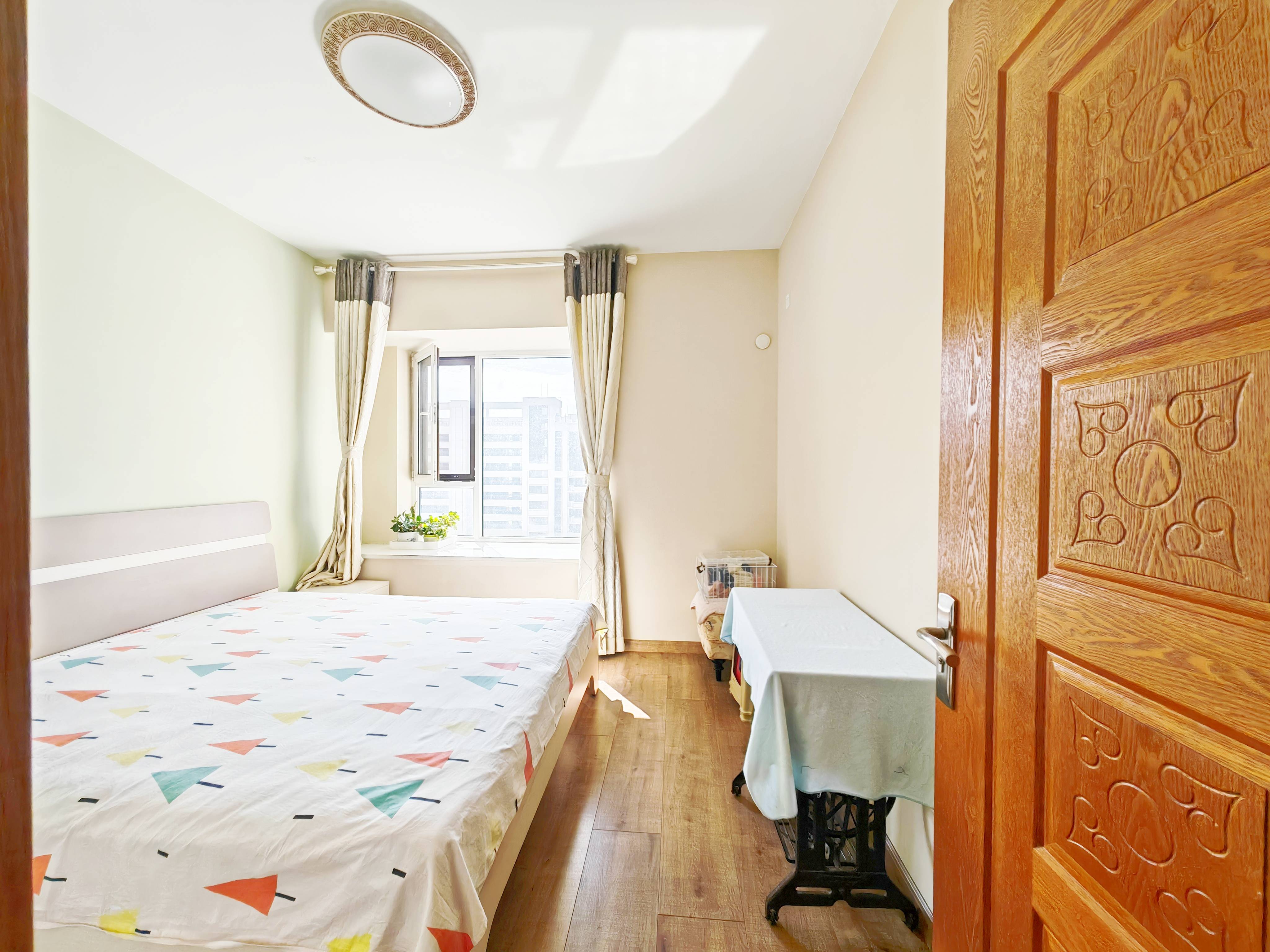 鲁能领秀城东一区(三区)