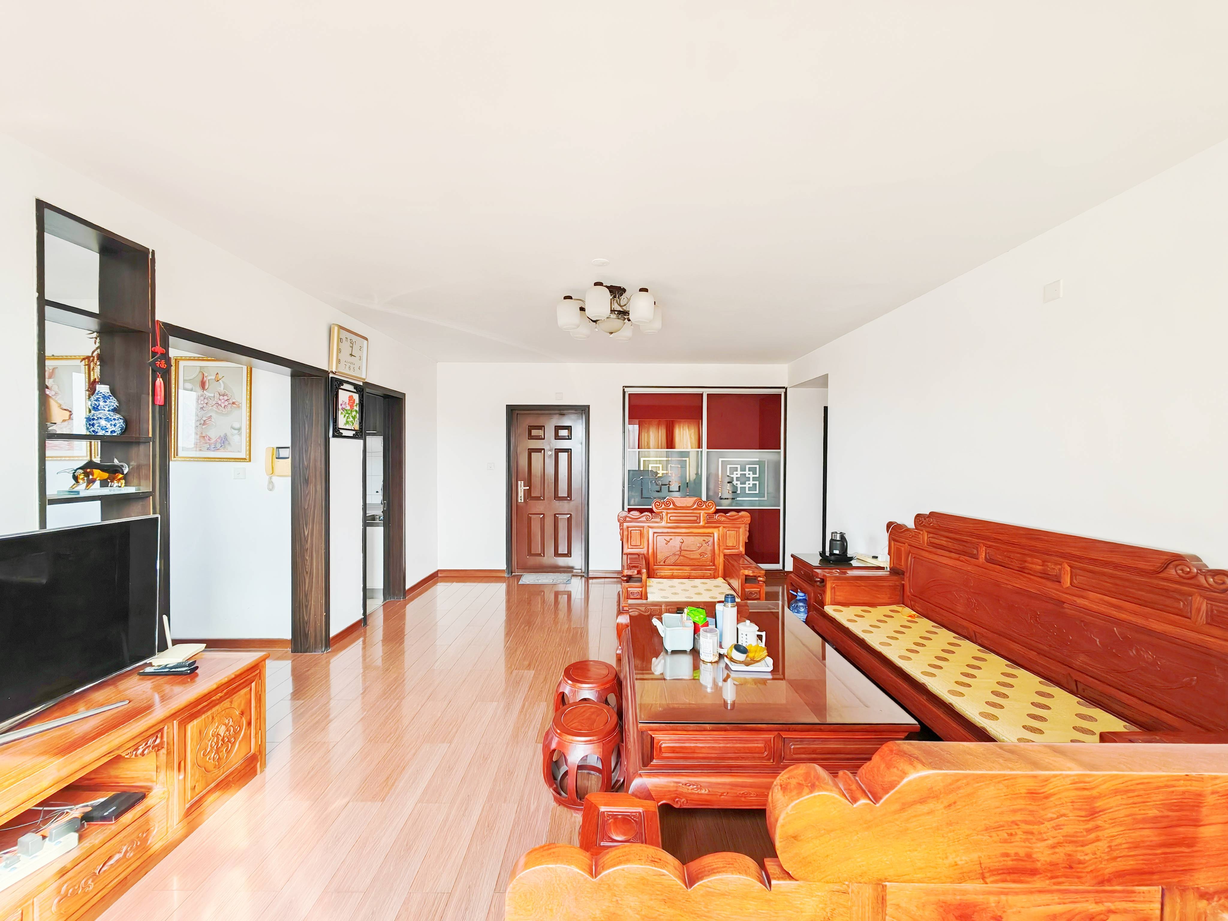  伟东新都（一区）贵都 南北