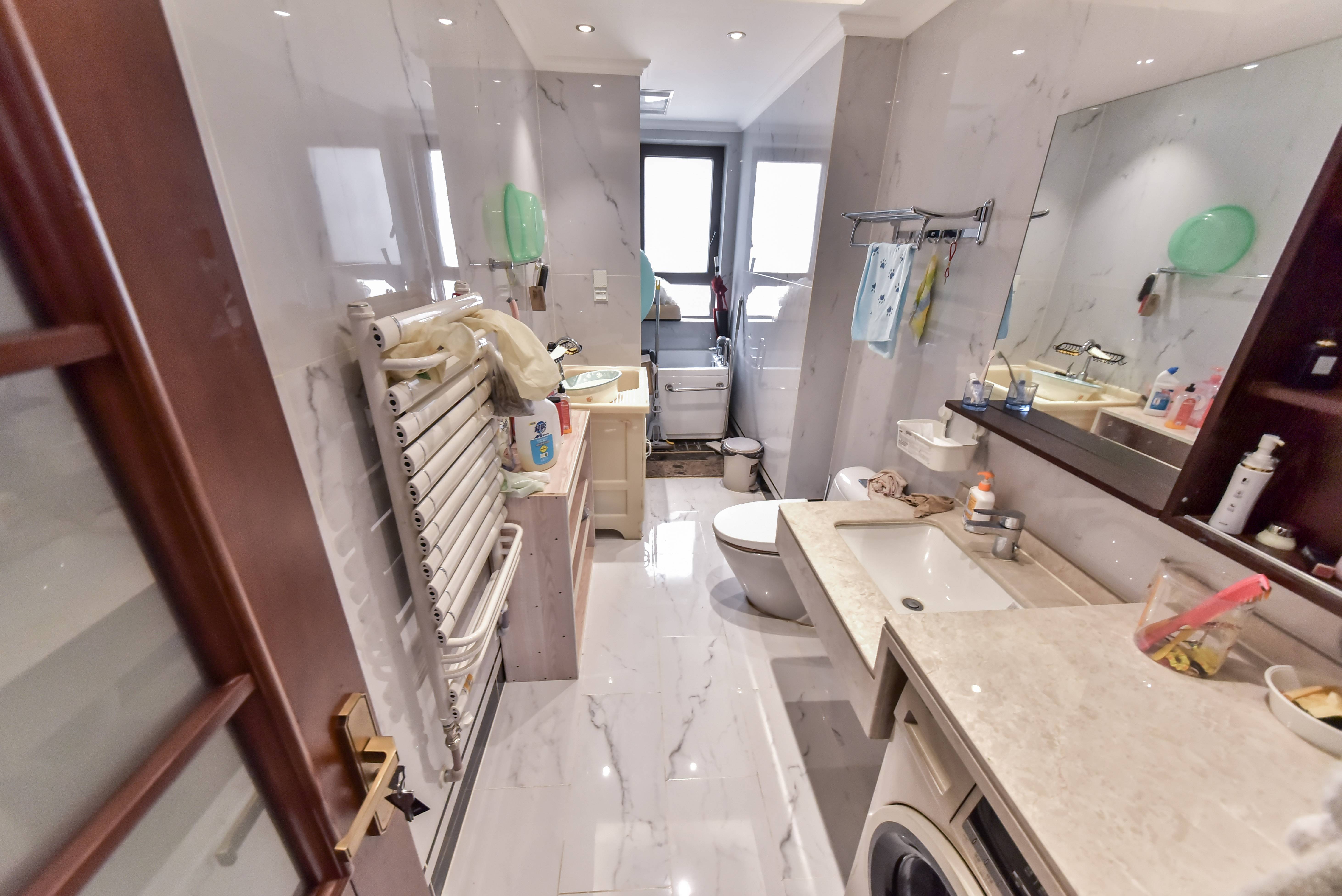 旭辉银盛泰金域蓝山