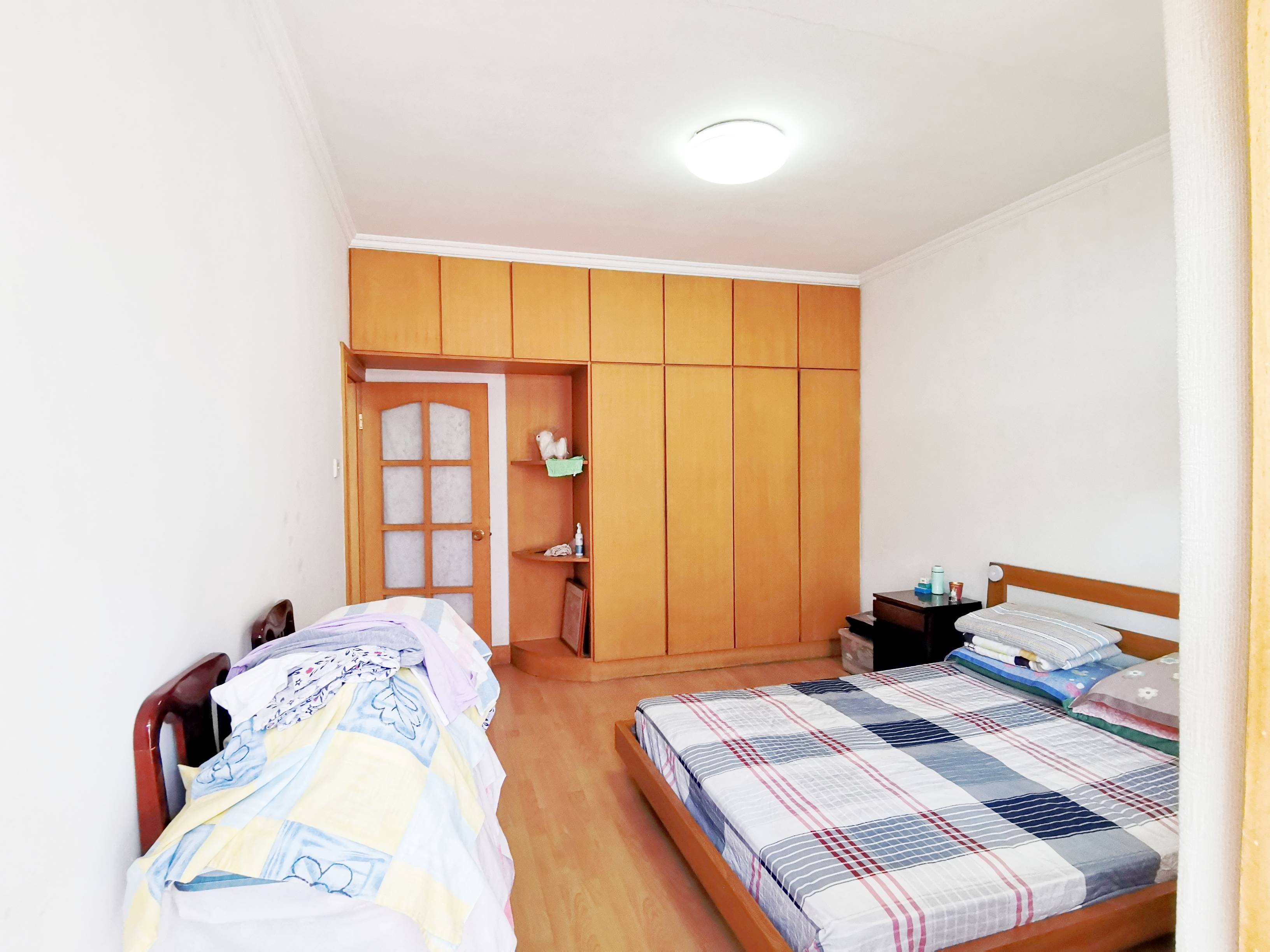 英雄山路256号院