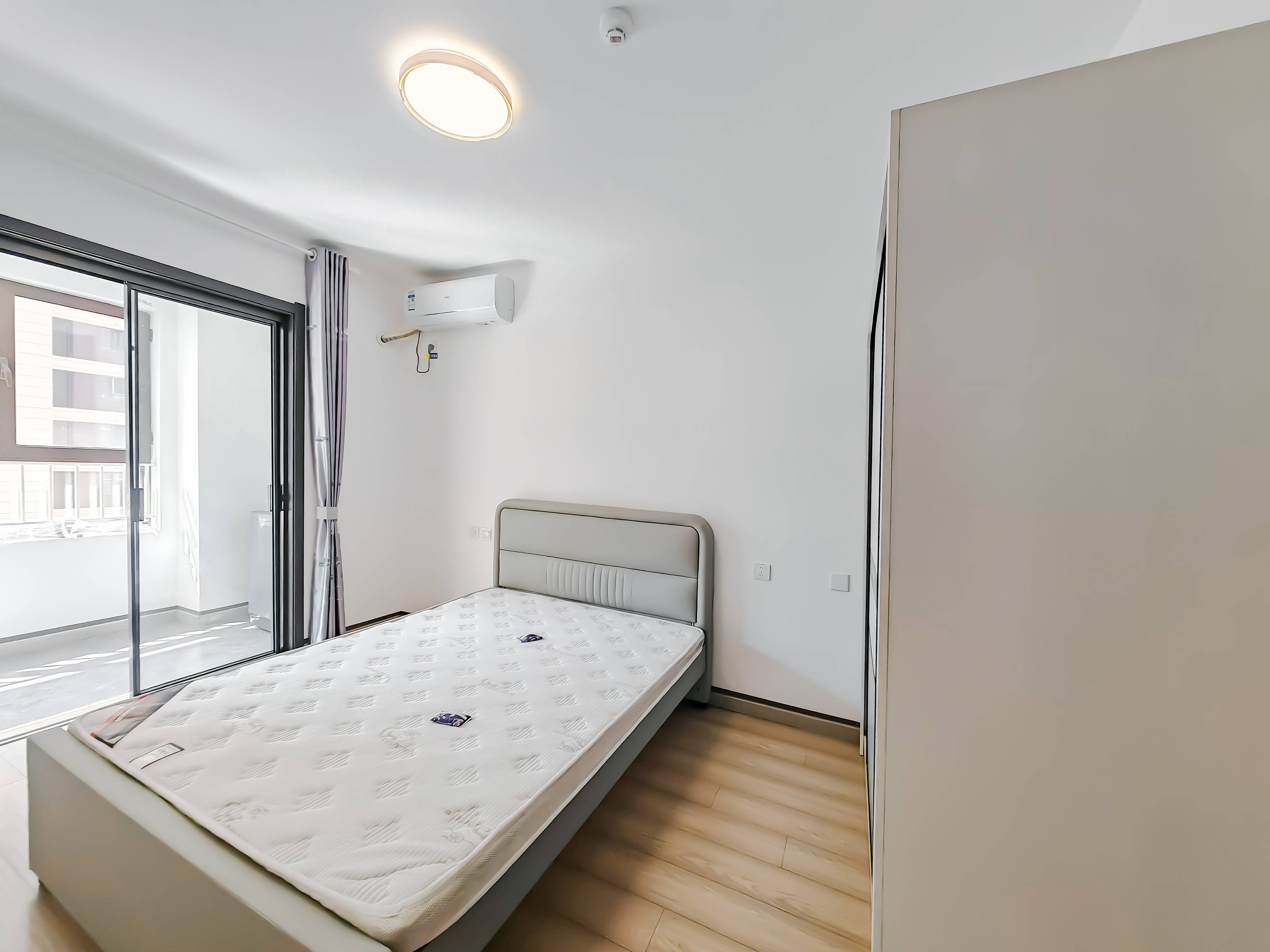 天鸿万象新天公园大道