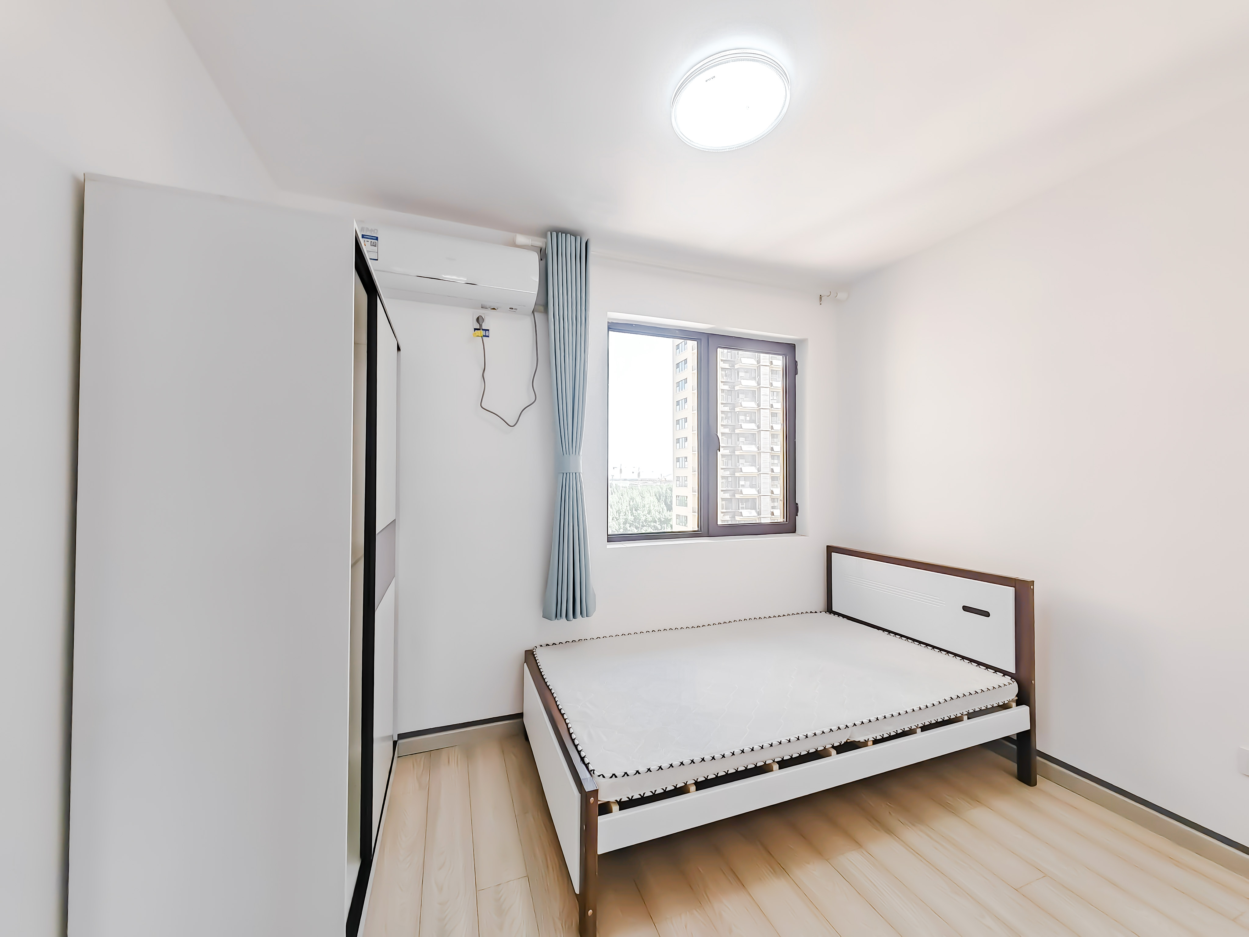 天鸿万象新天公园大道