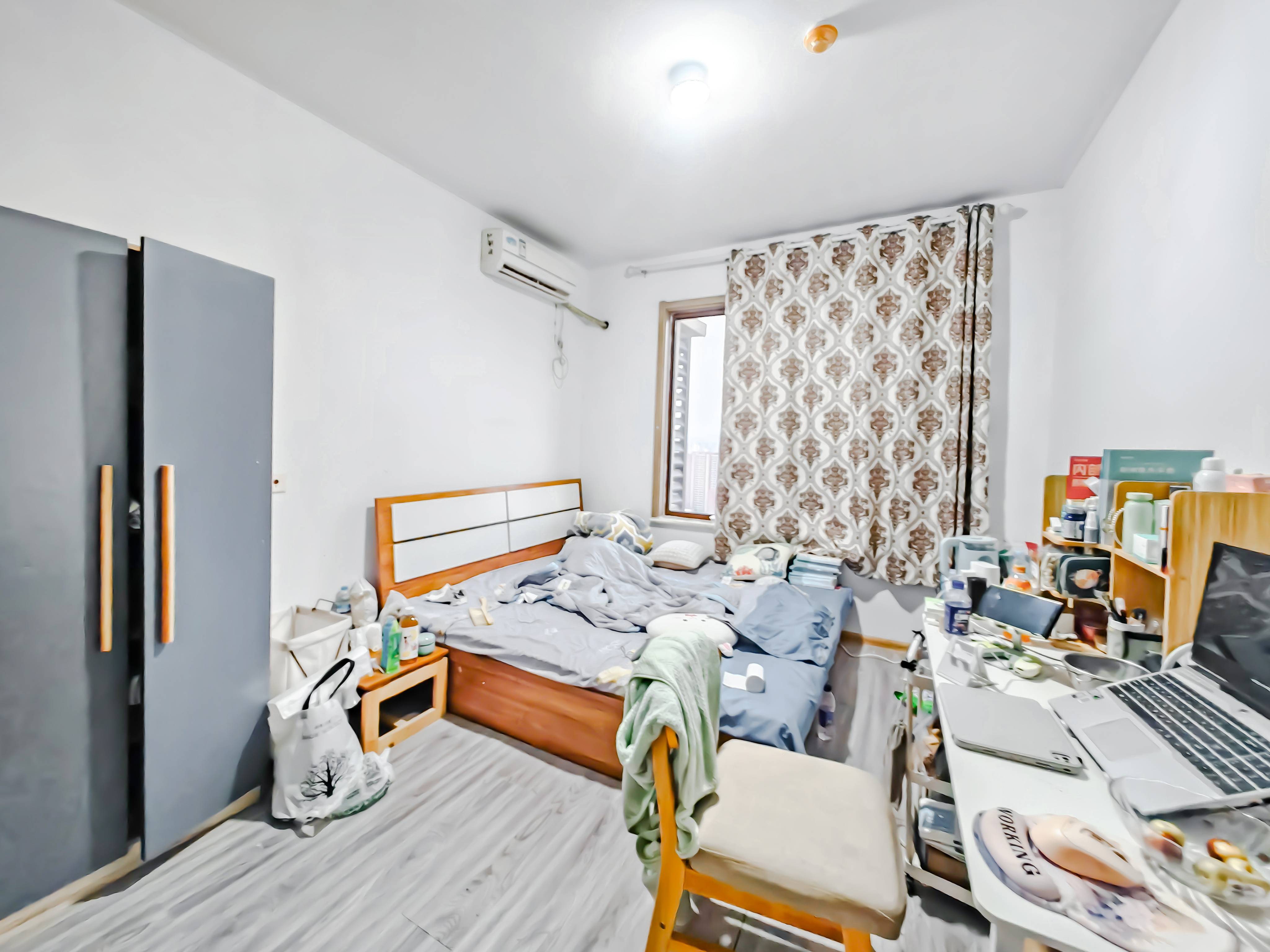 天鸿万象新天公园大道