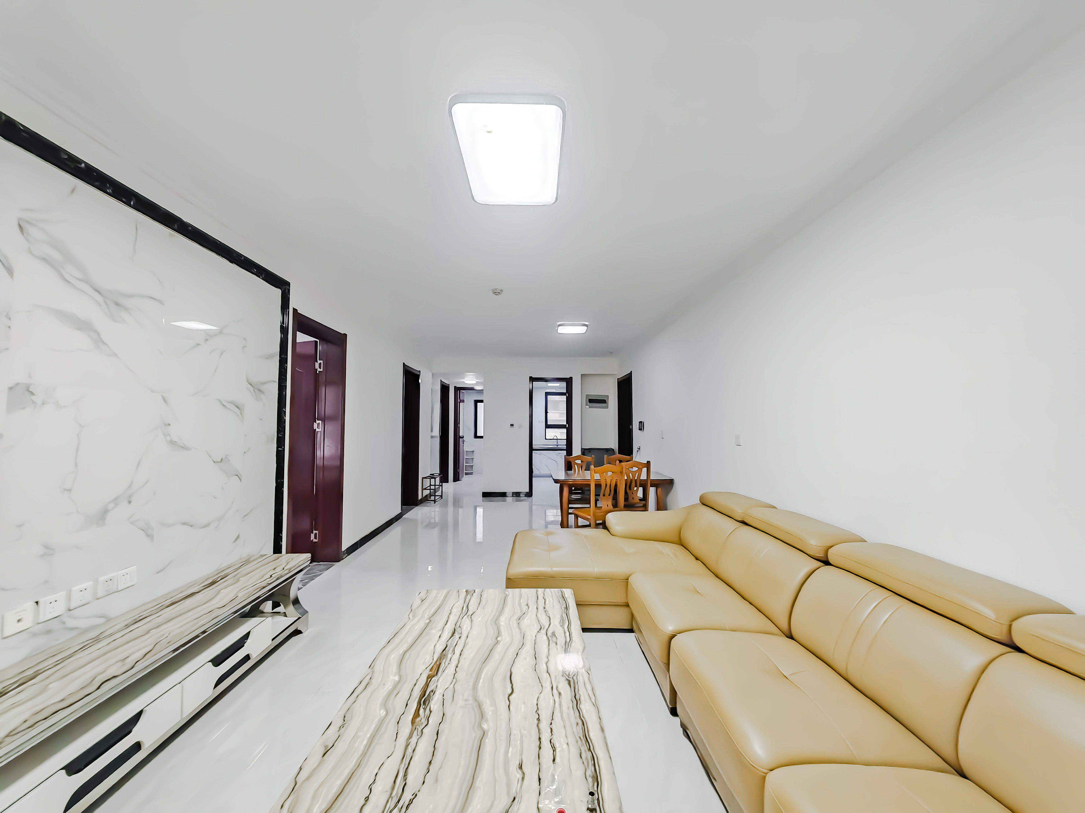  新城香溢华庭 南北