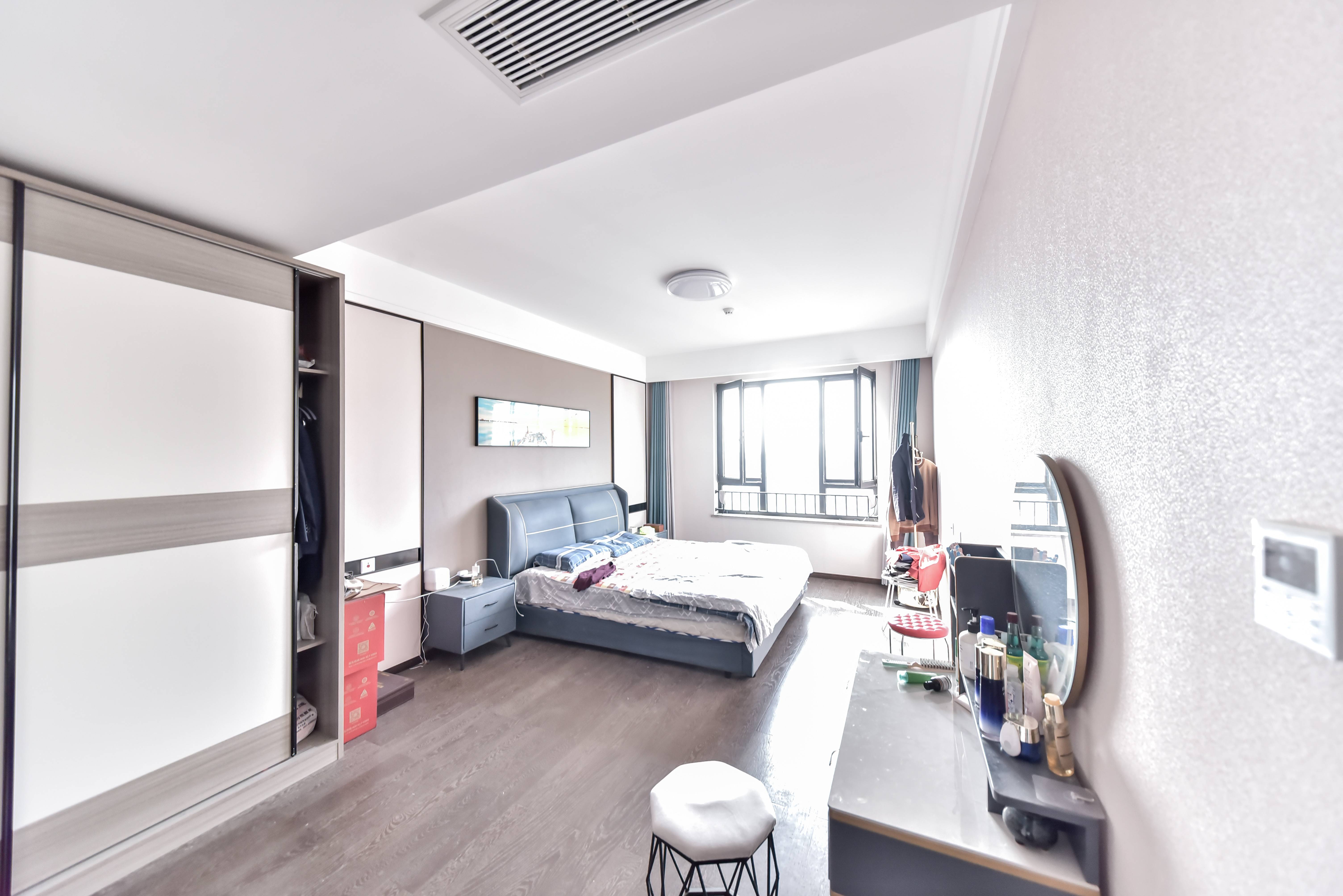 融创文旅城鹊华居