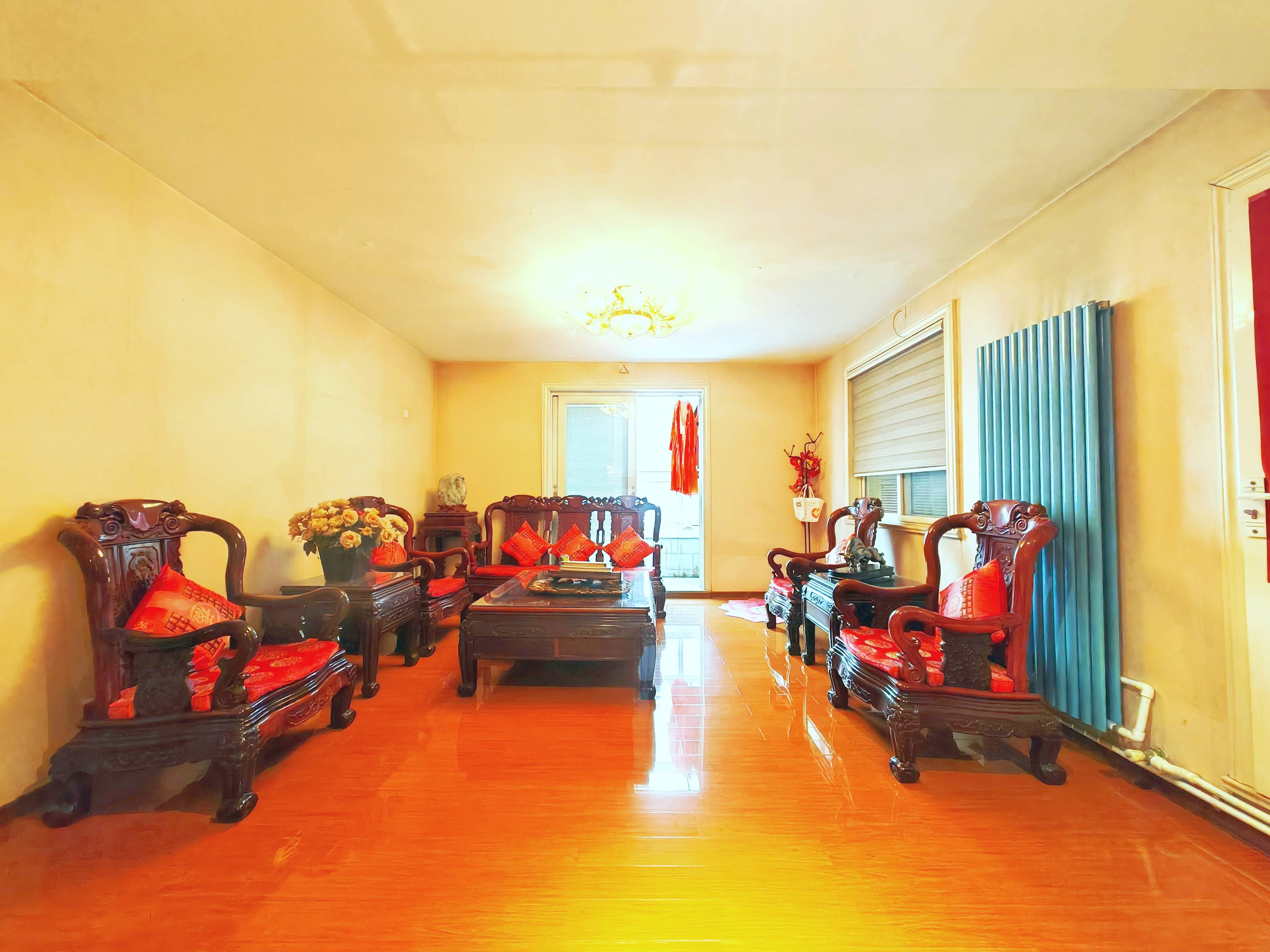  伟东新都（一区）贵都 南北