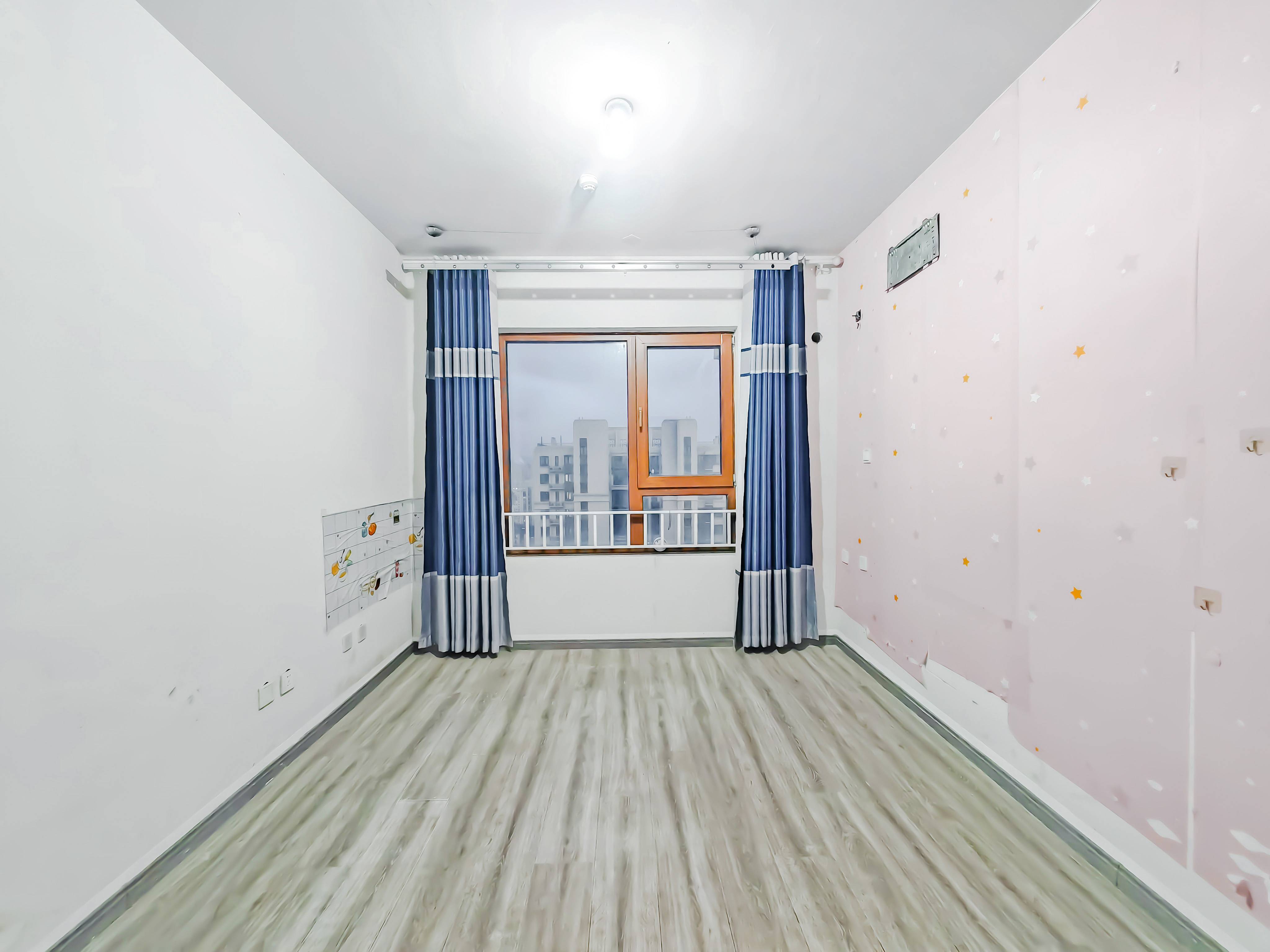 天鸿万象新天公园大道
