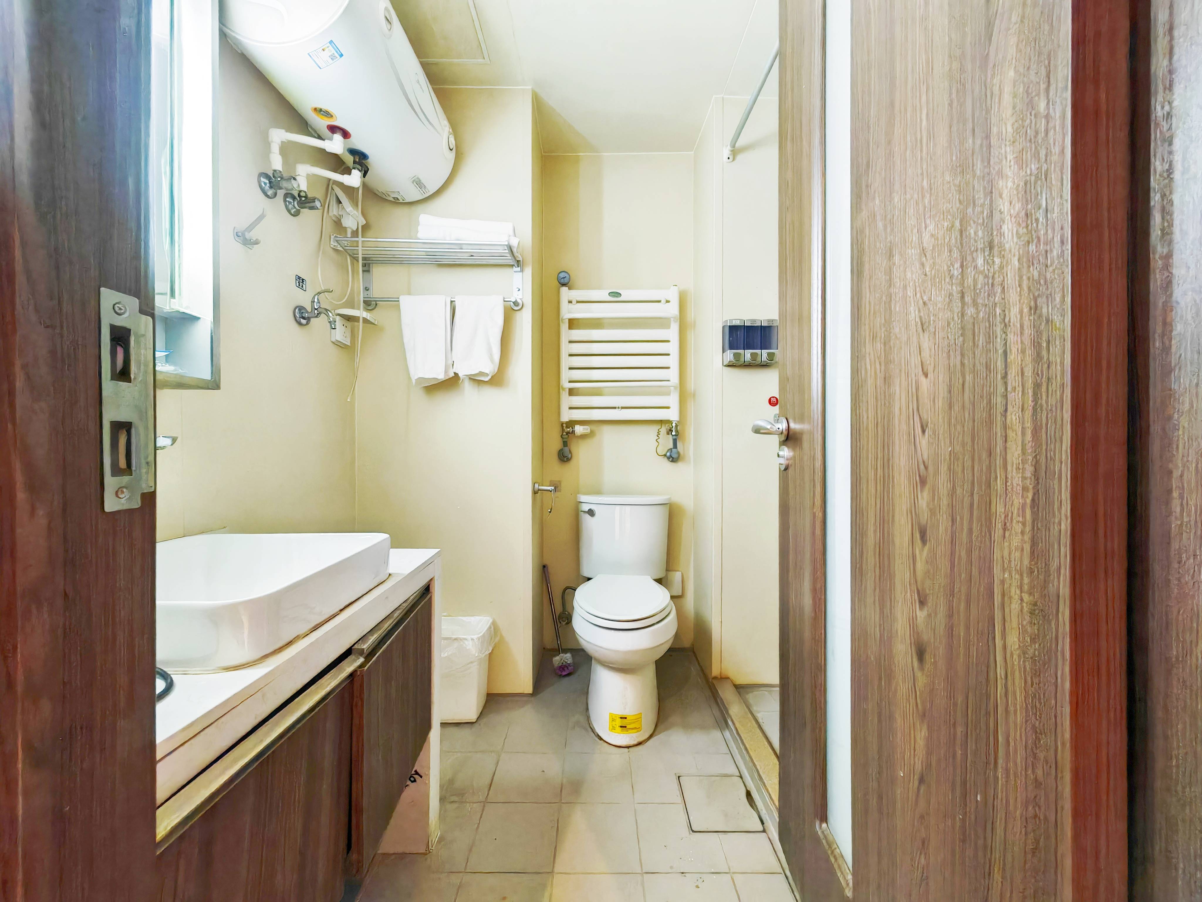 鲁能领秀城贵和金街