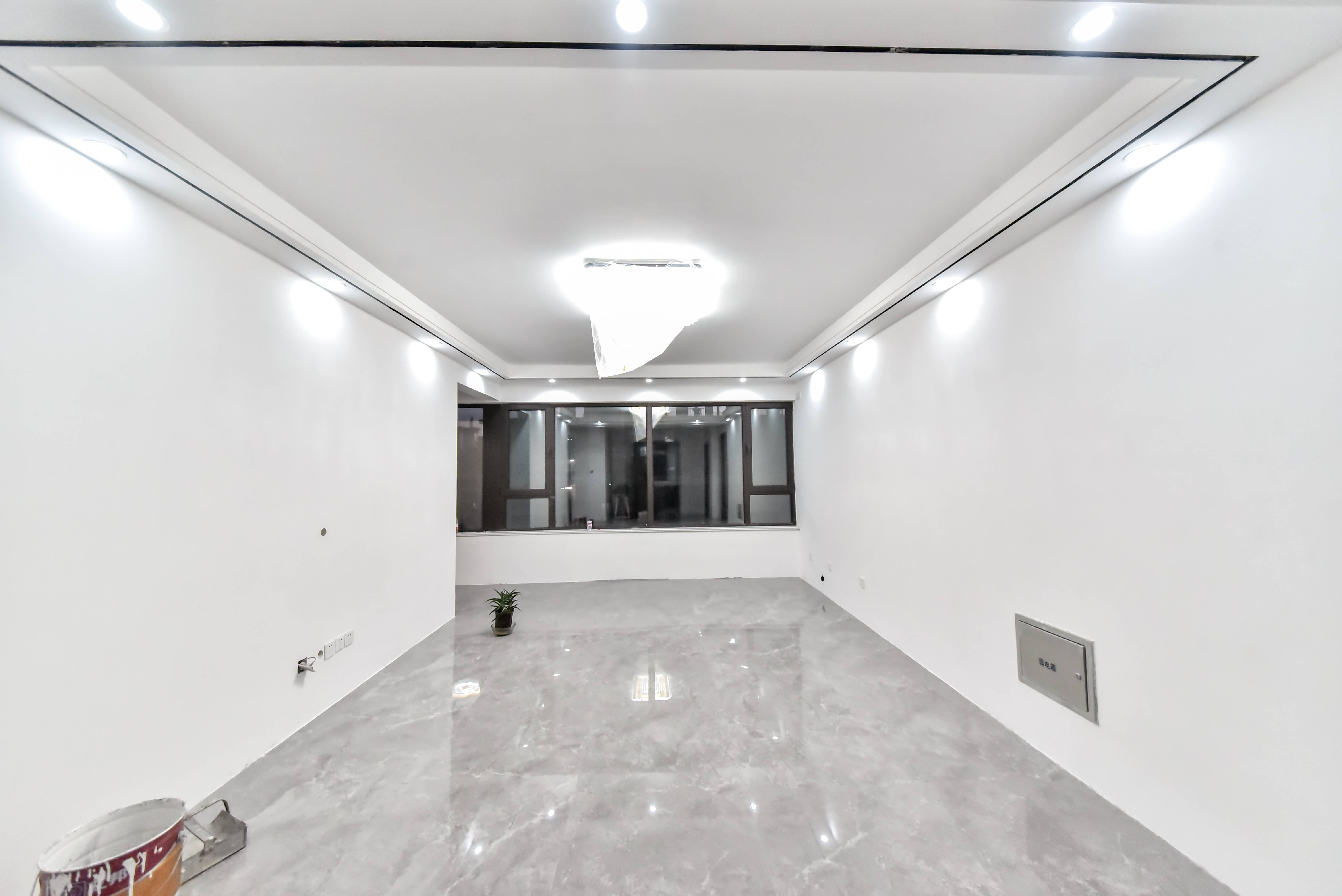  鲁商金茂悦府 南北