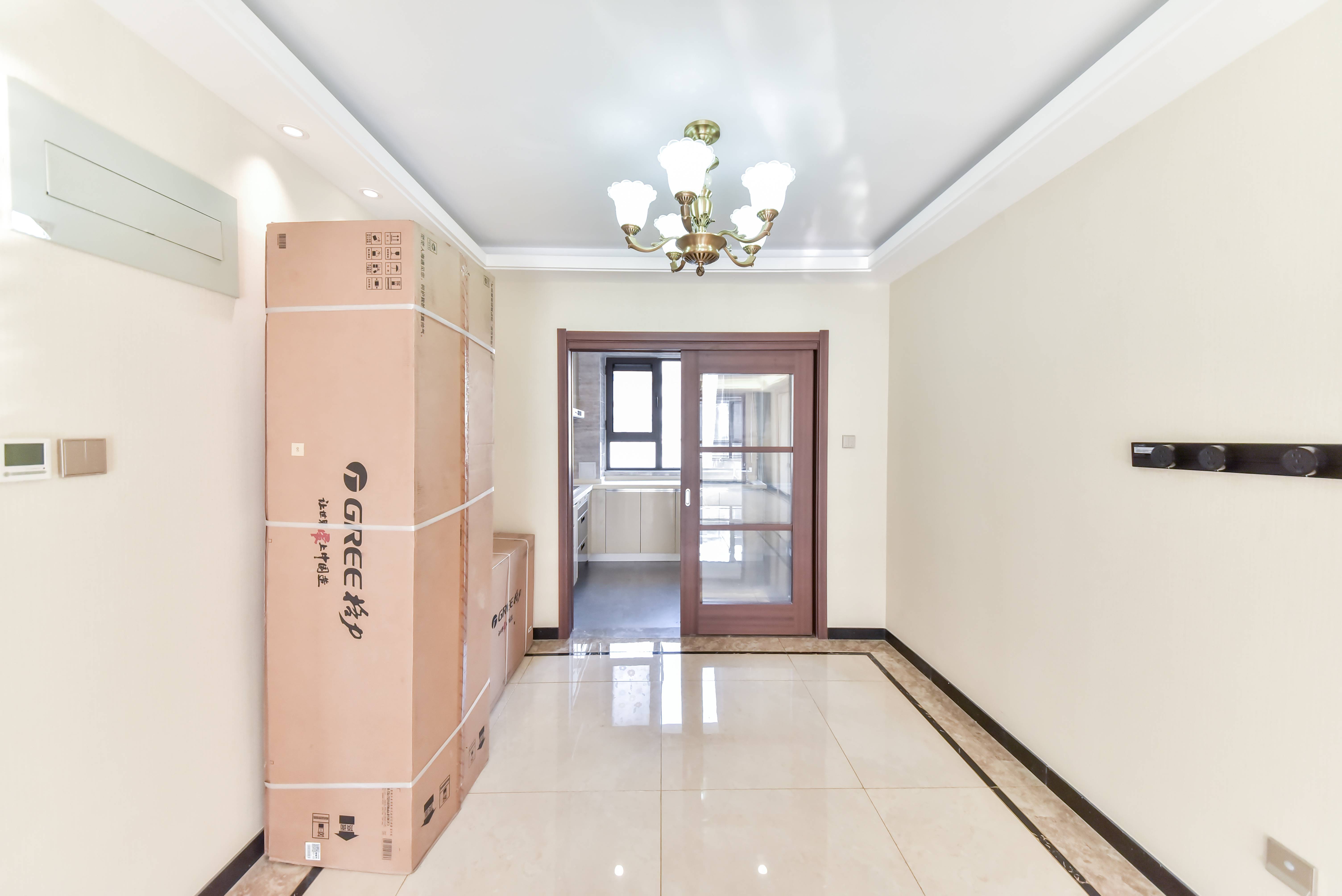 旭辉银盛泰金域蓝山