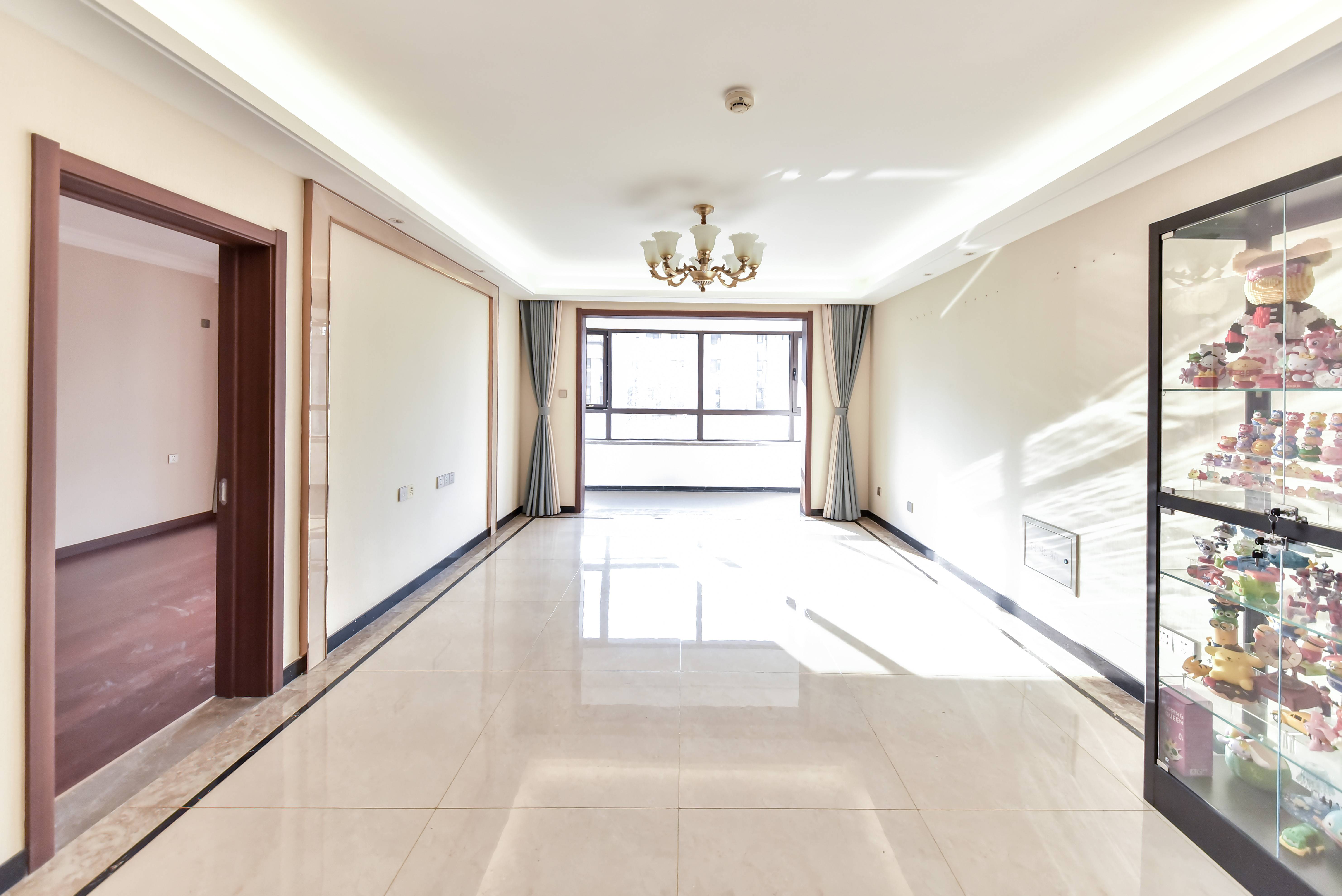 旭辉银盛泰金域蓝山