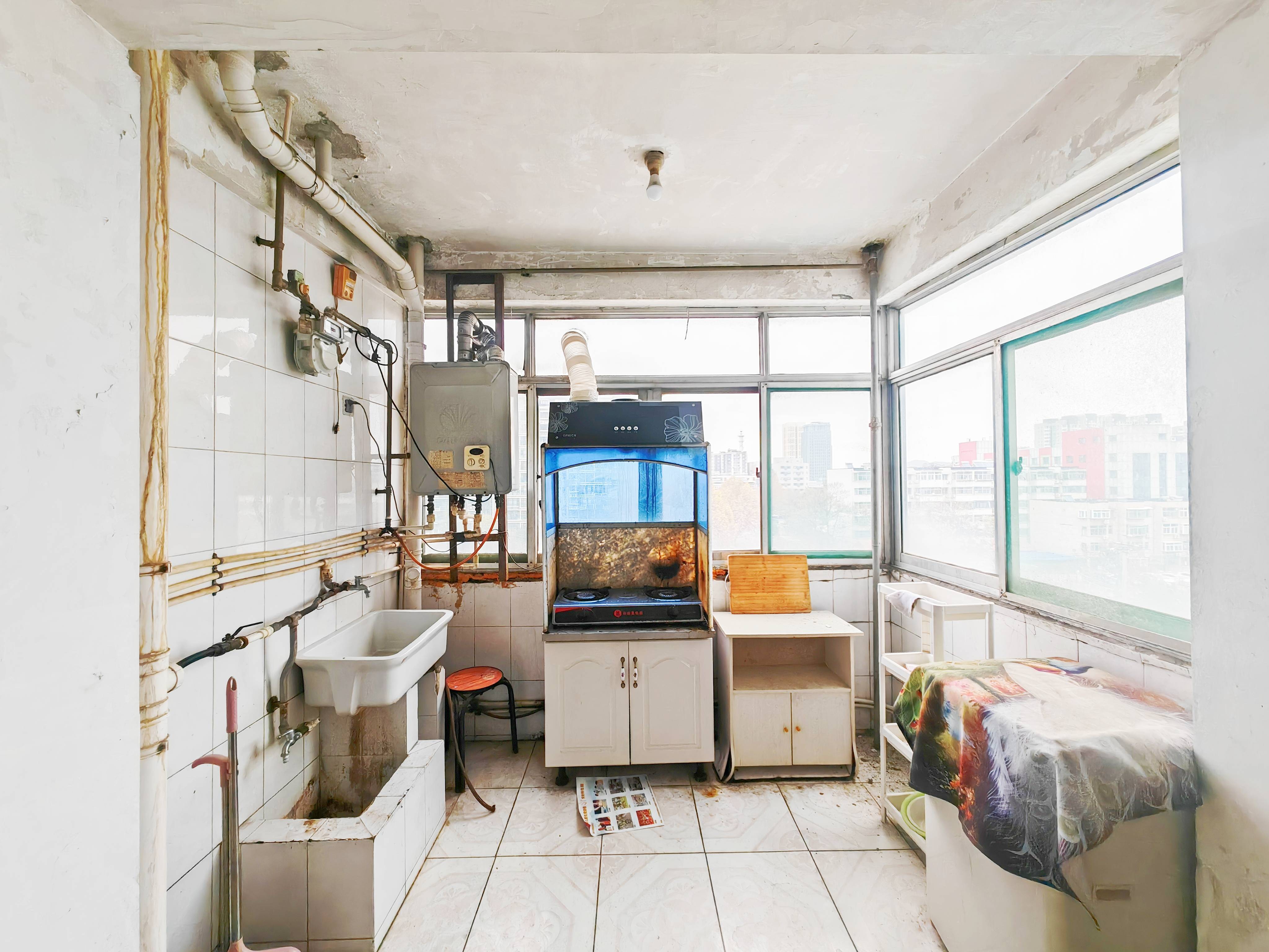 英雄山路中铁十四局宿舍