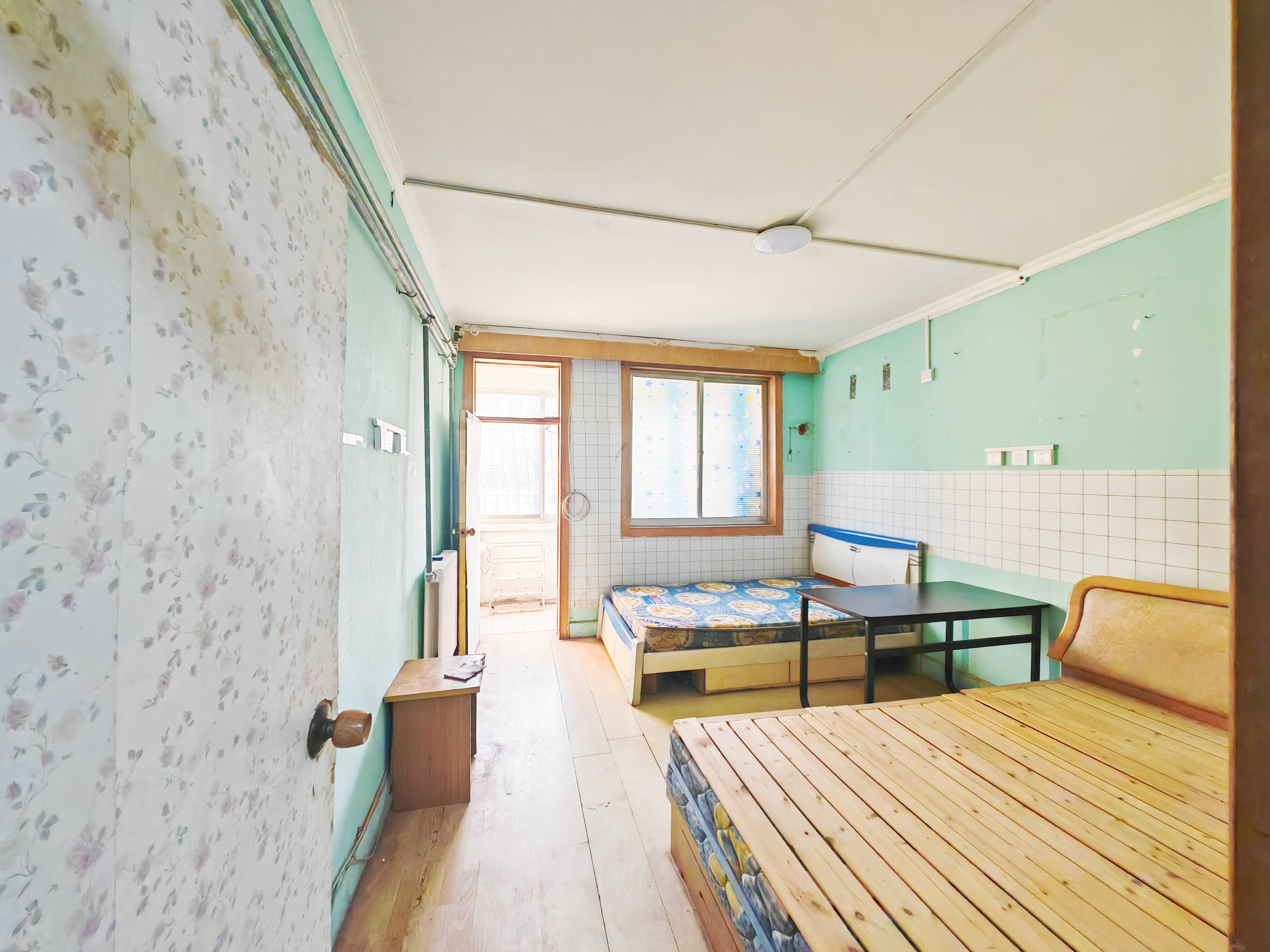  舜耕路 舜玉小区北区 小户型 低楼层采光视野都很好 生活交通便利